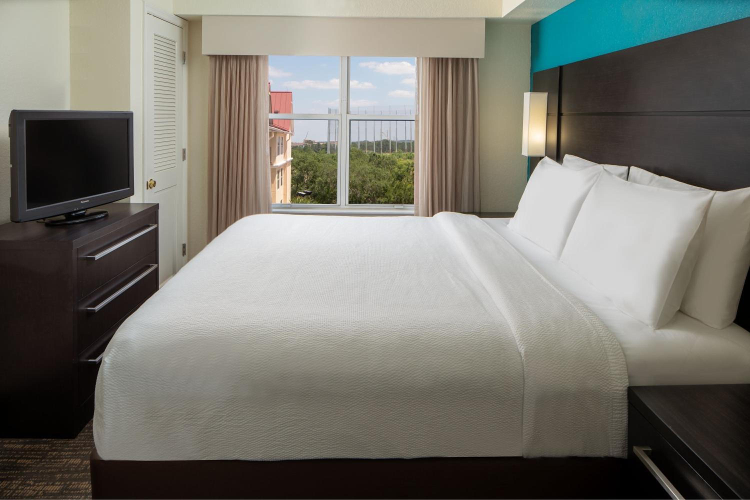 One-Bedroom King Suite with Sofa Bed