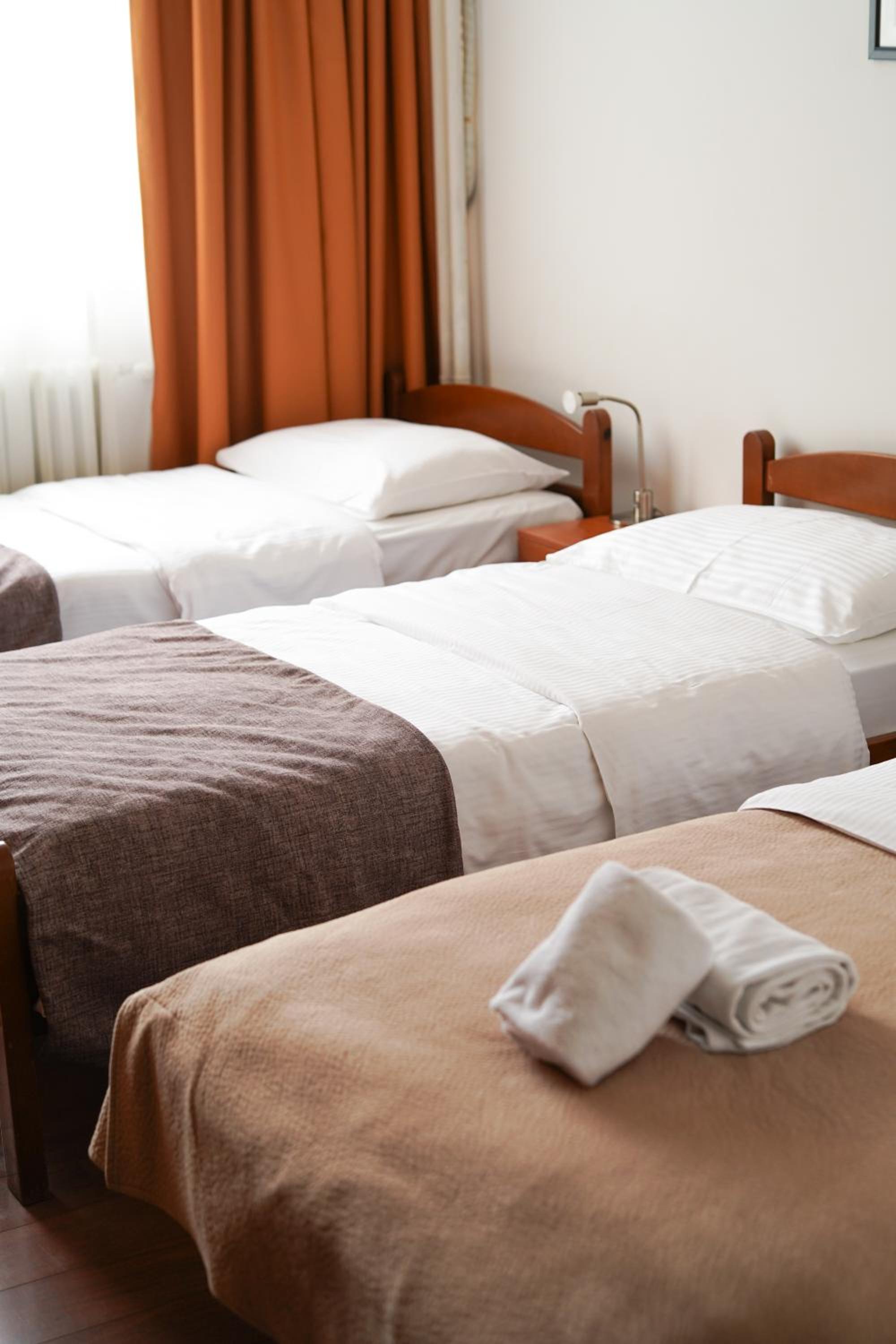 Standard Triple Room with Free Parking