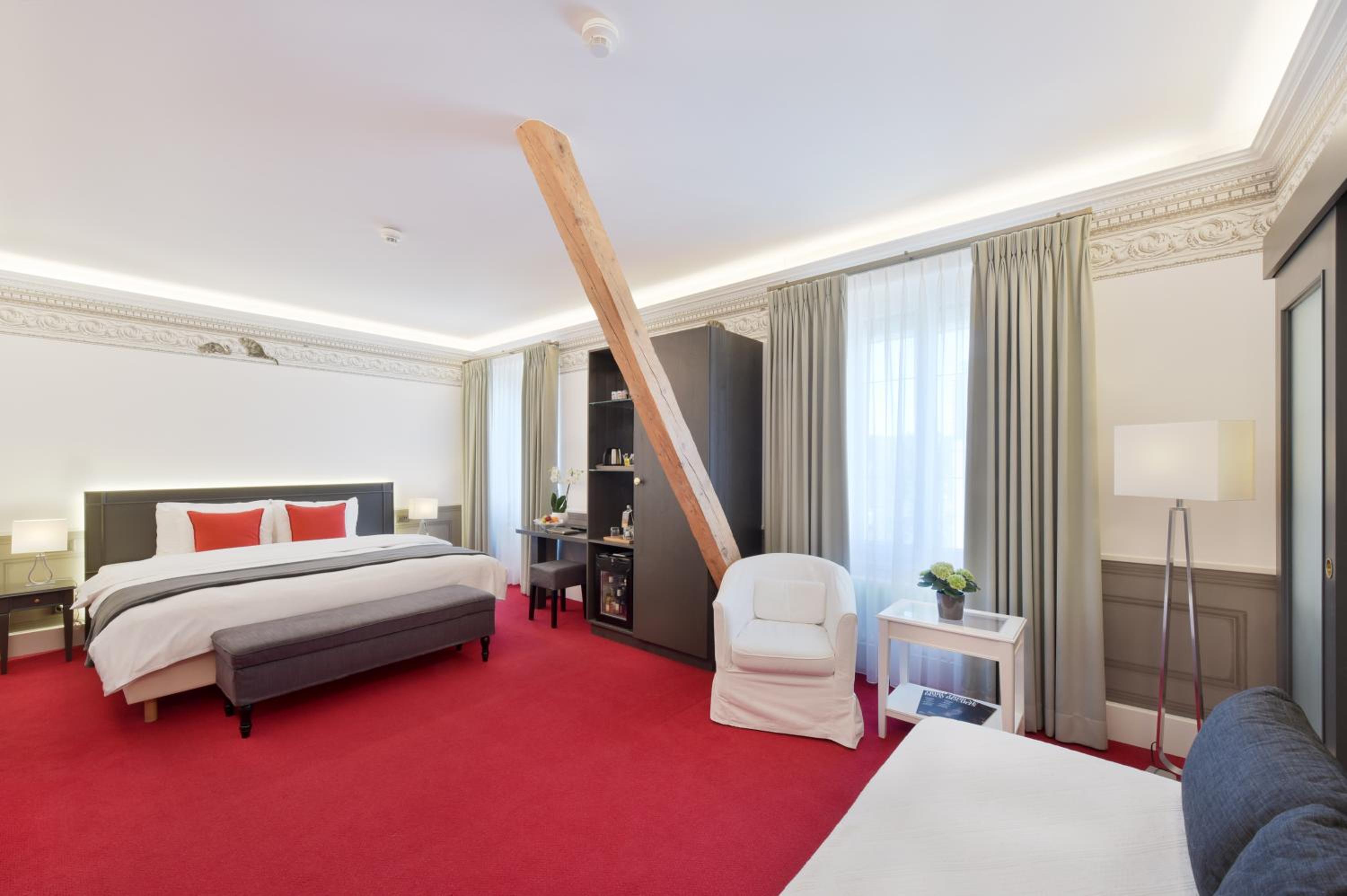 Superior Triple Room City Side