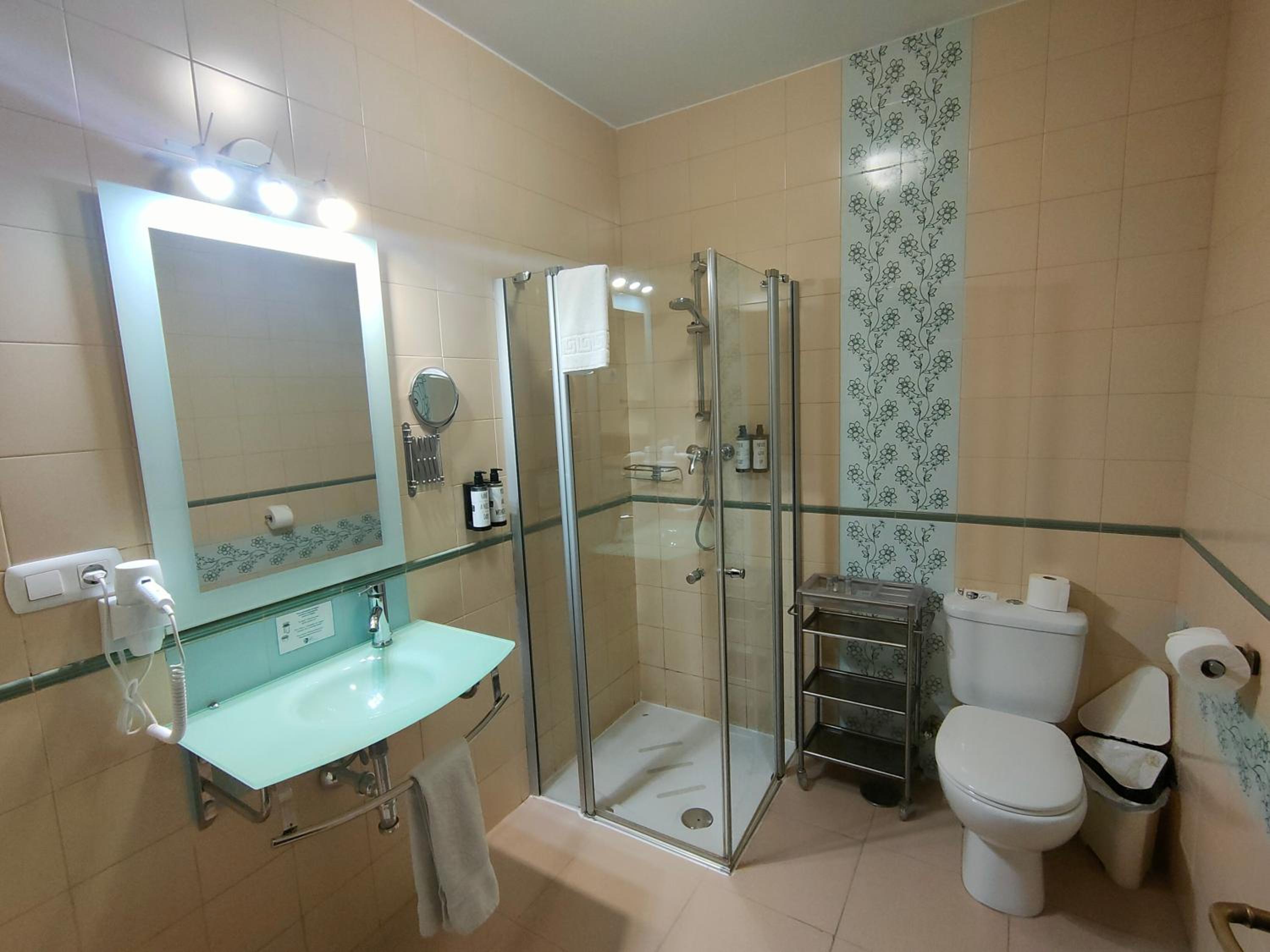 Twin Room with Extra Bed