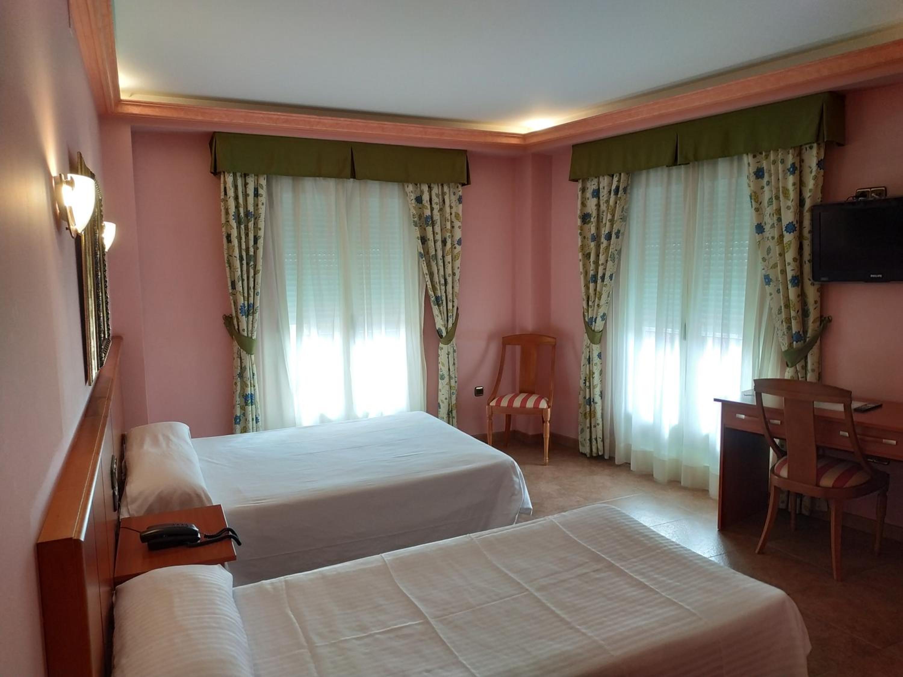 Twin Room with Balcony