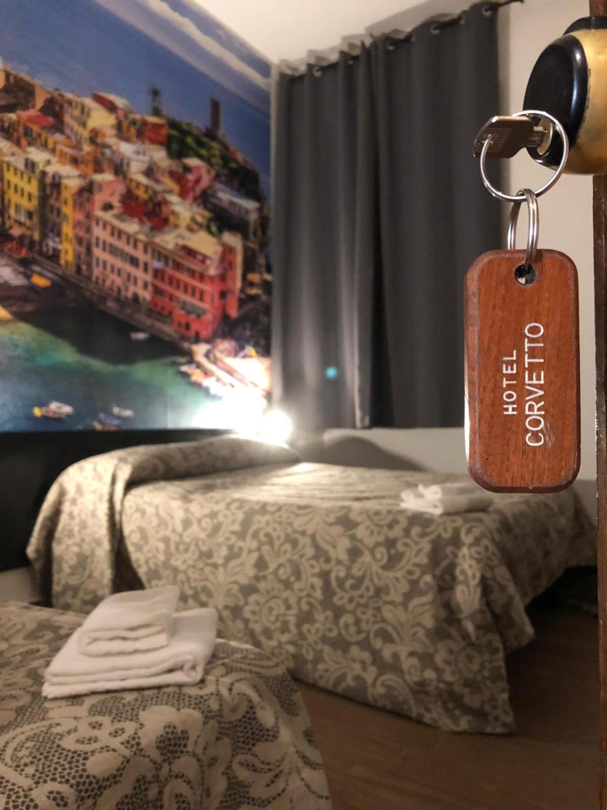 Double or Twin Room with Shared Bathroom