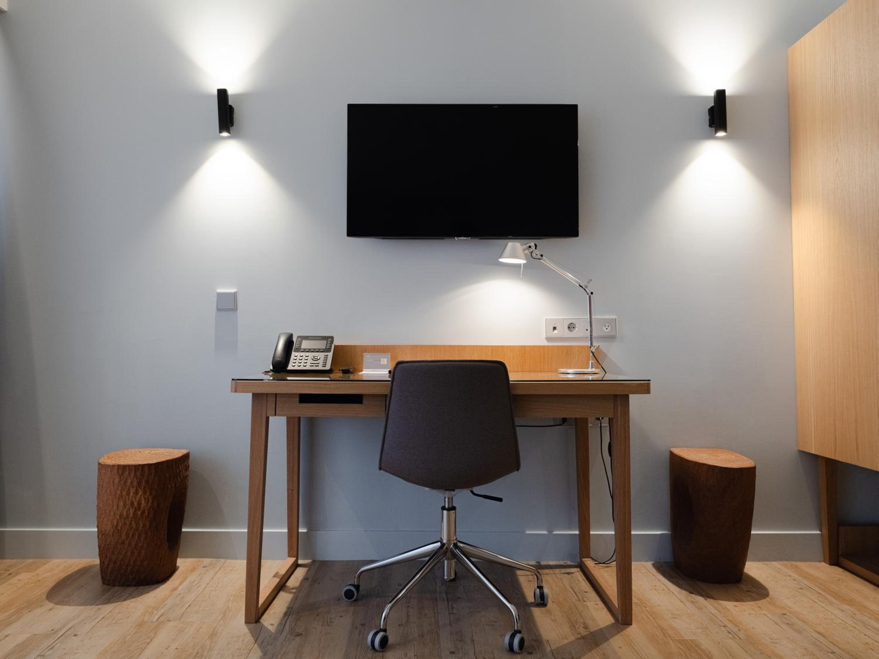 Junior Suite with Balcony