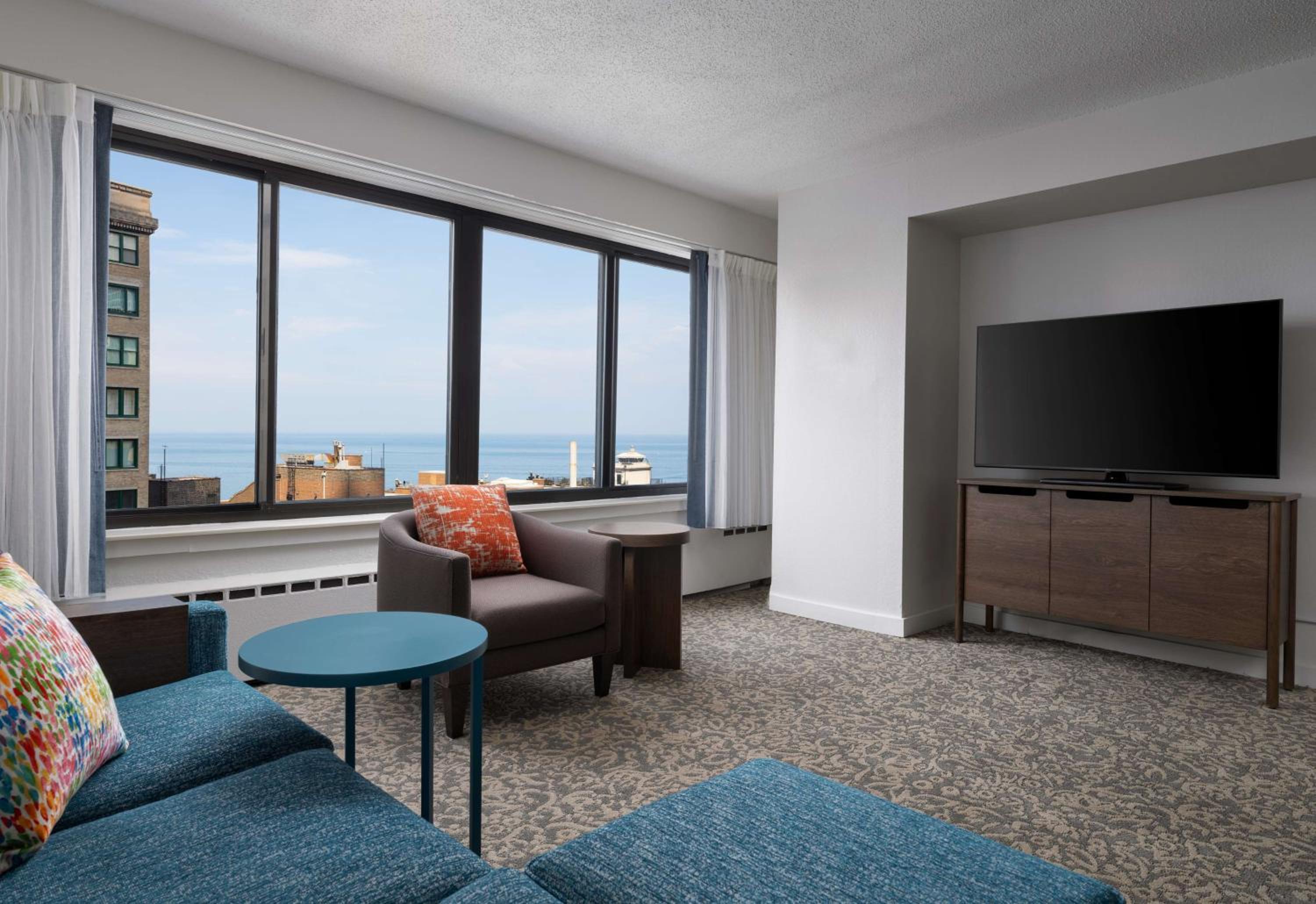 Two Bedroom Suite - King + Queen - Lake View