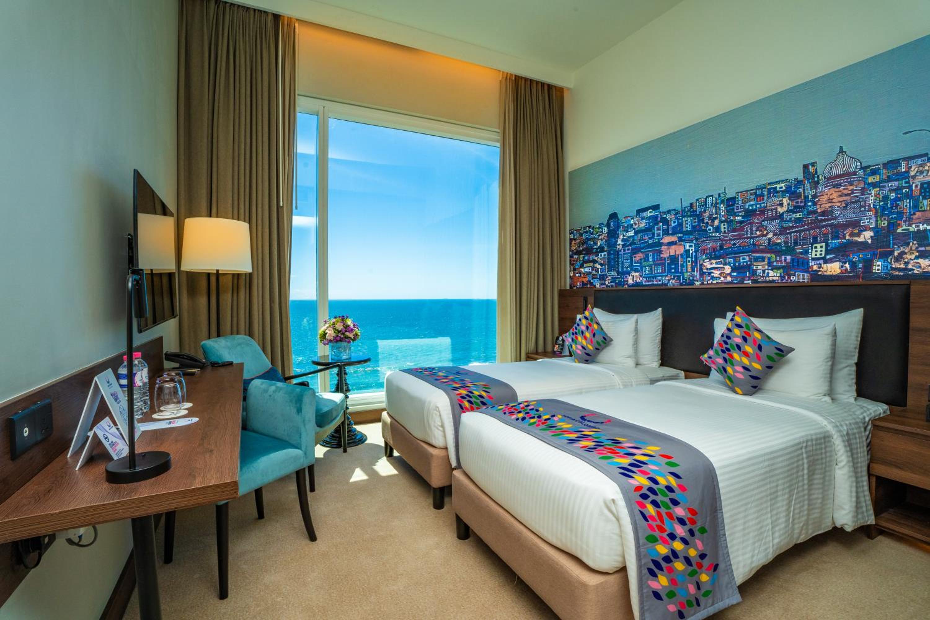 Deluxe Twin Room with Sea View