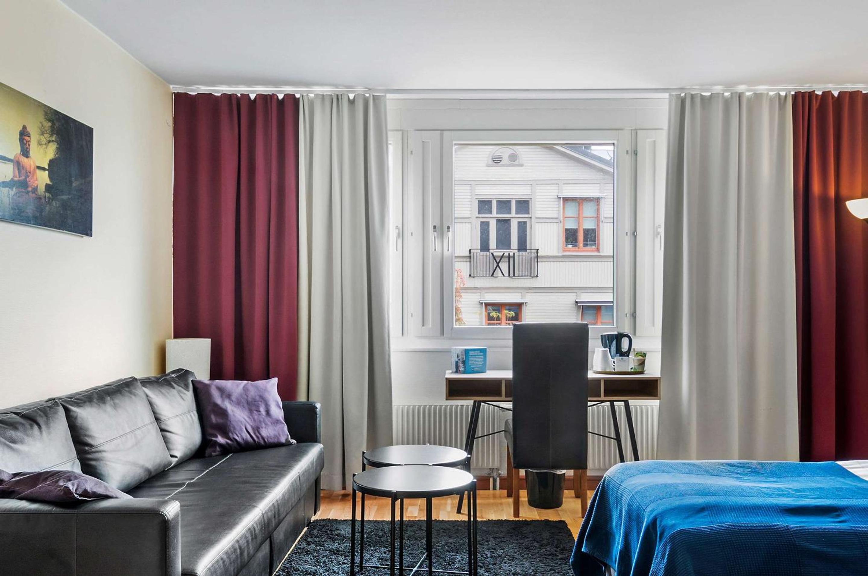 Premium Queen Room with sofa bed