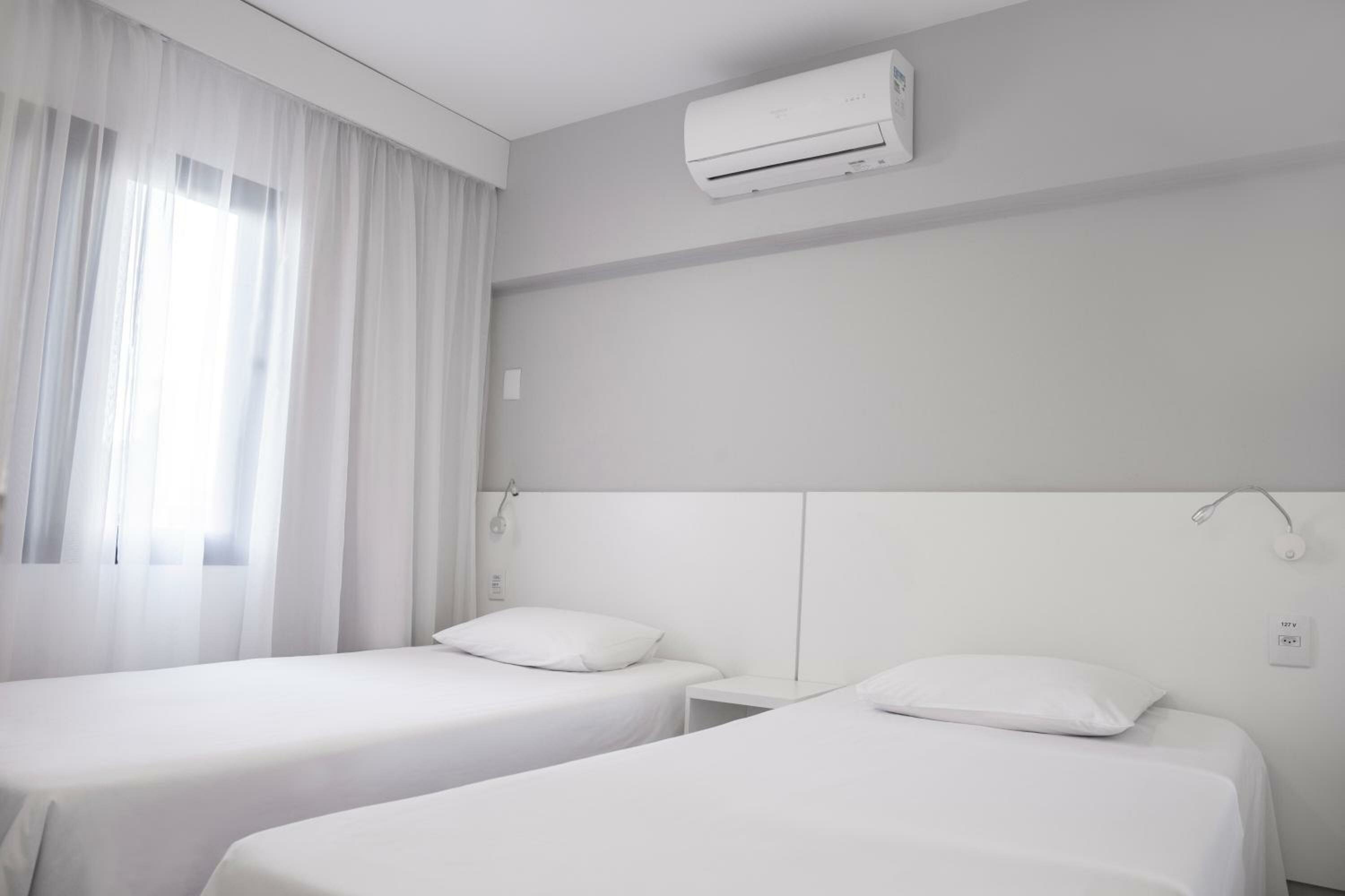 Apartment with One Double and Two Twin Beds