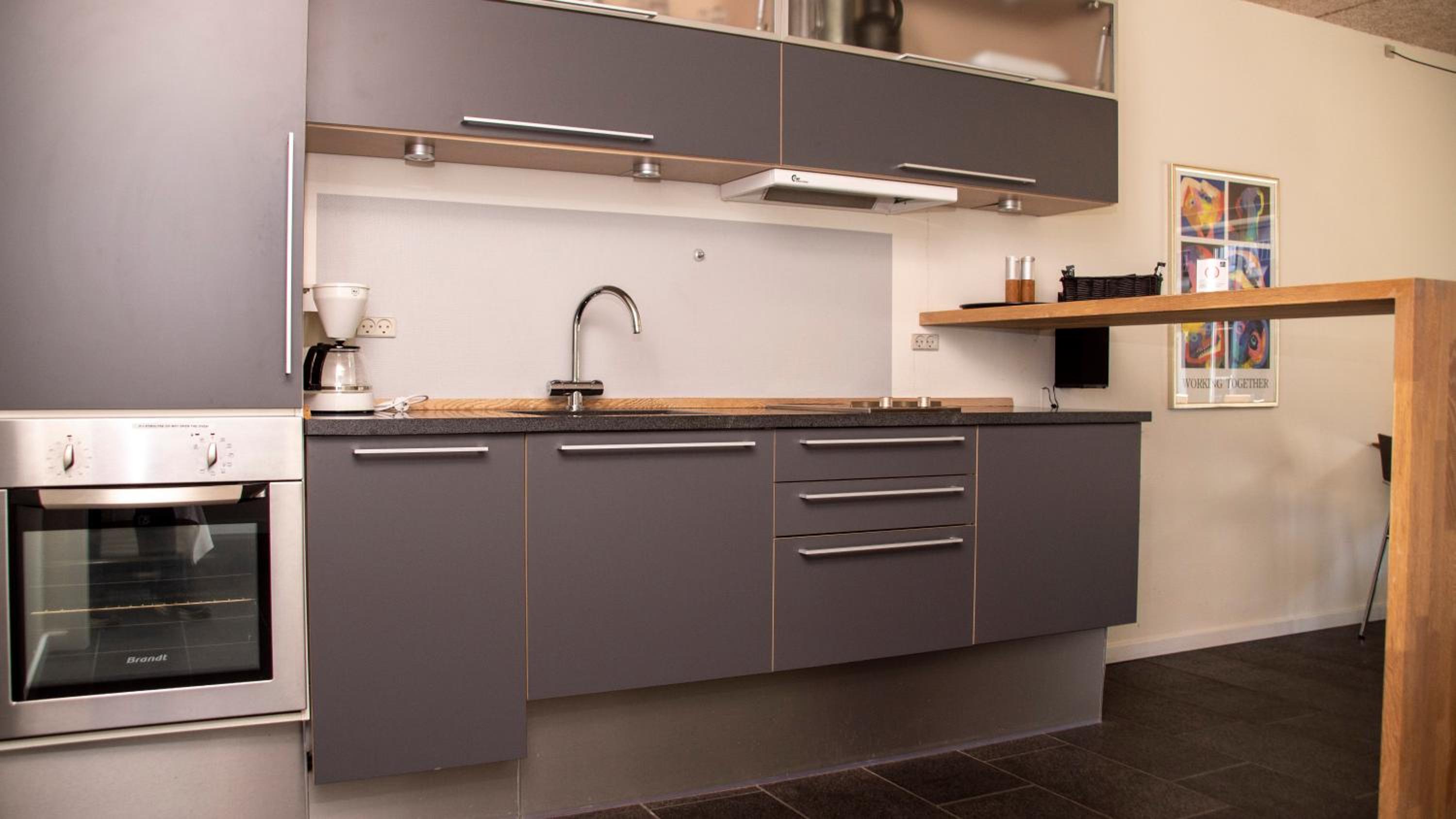 Lejlighed med udsigt til vandet,  stueetage. Max 4 pers.