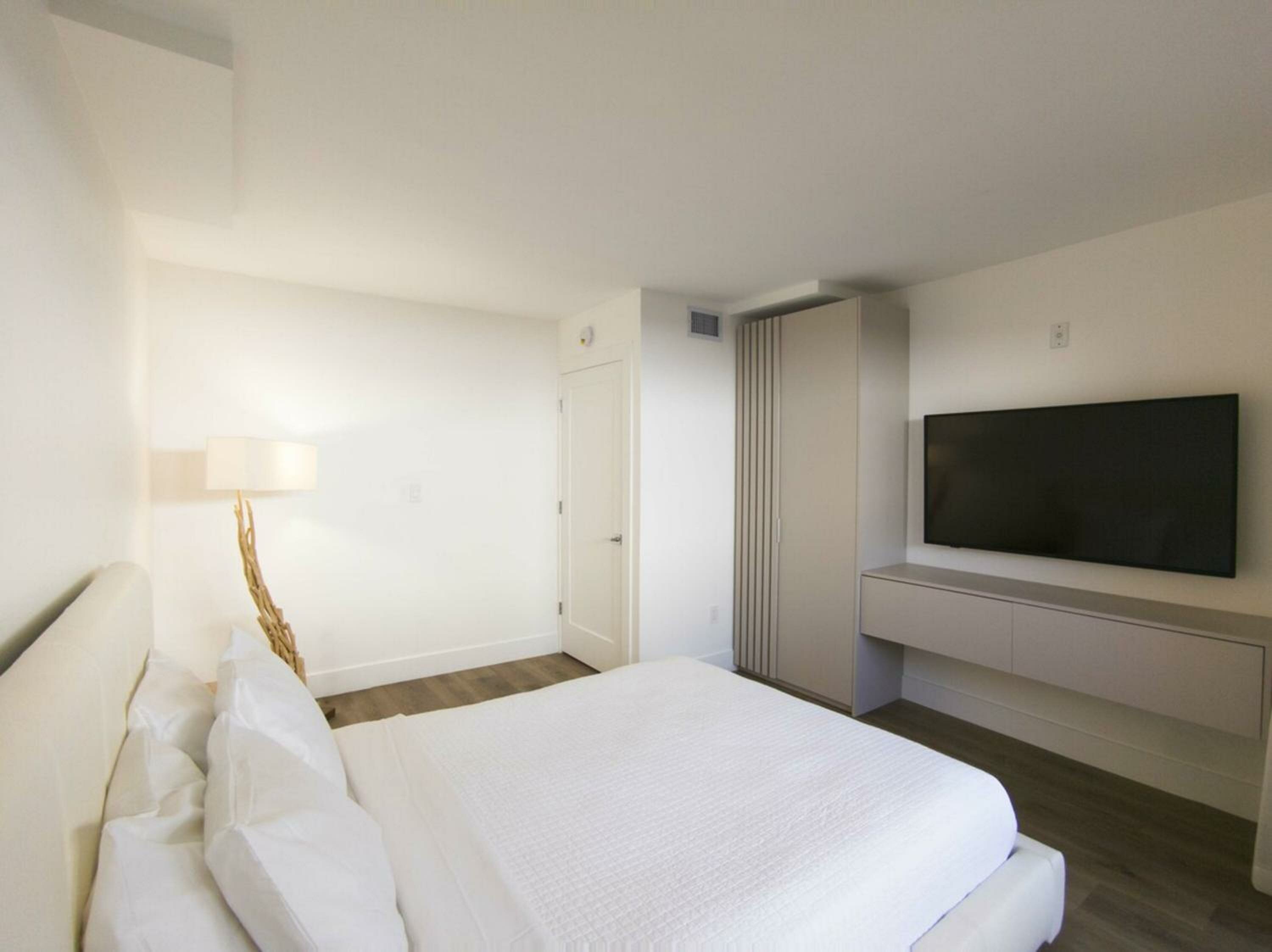 TWO  BEDROOM WITH BALCONY