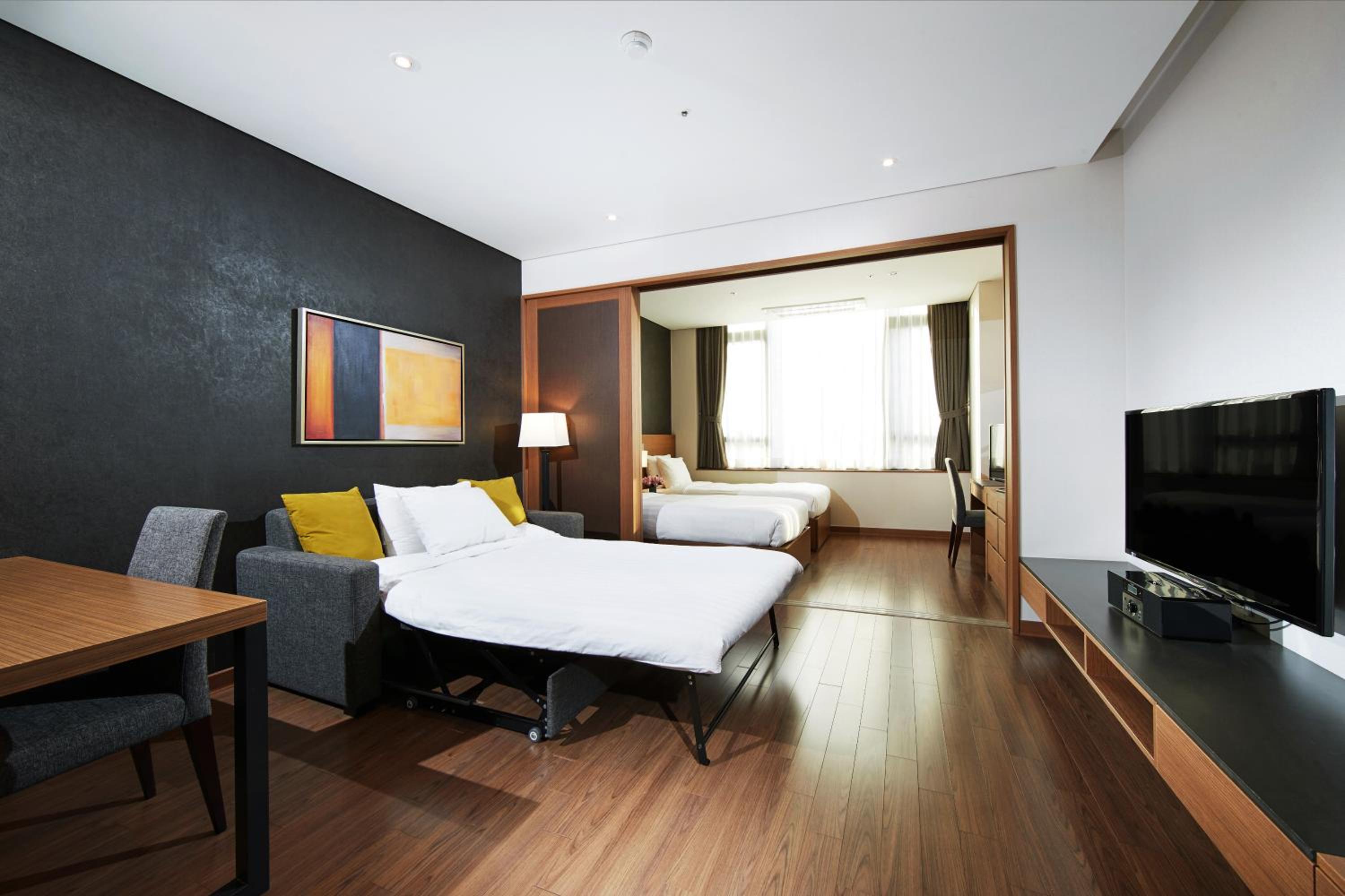 Premier Twin Room