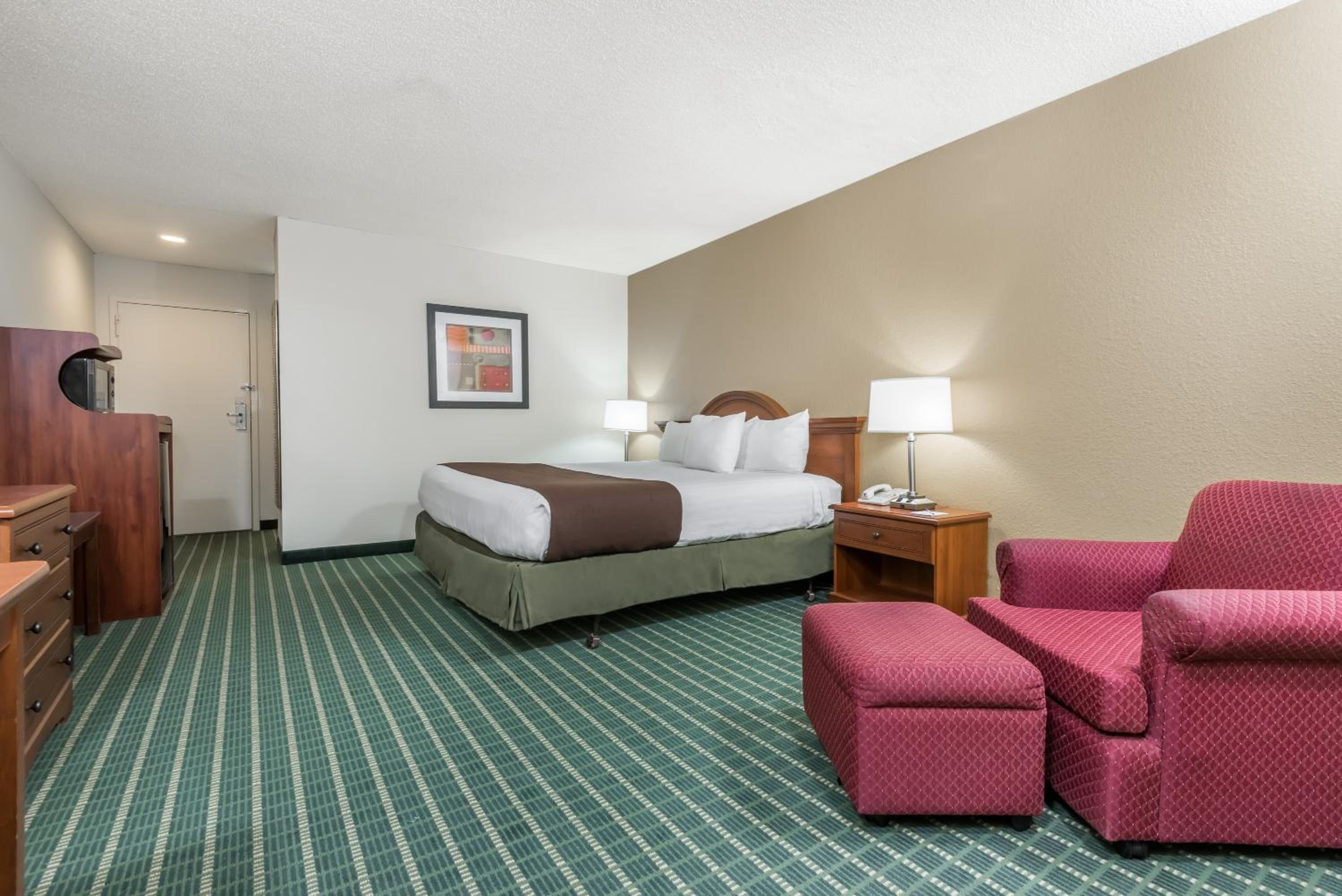 King Room - Disability Access/Non-Smoking