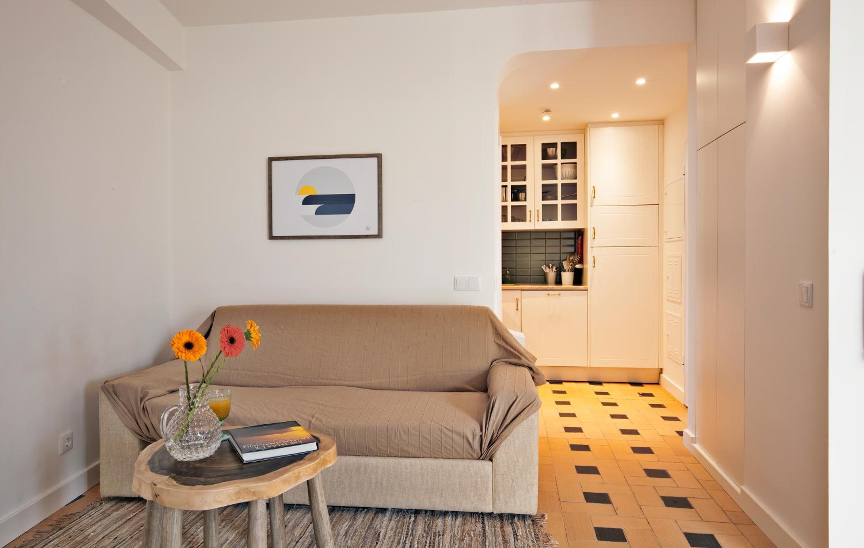 One-Bedroom Apartment