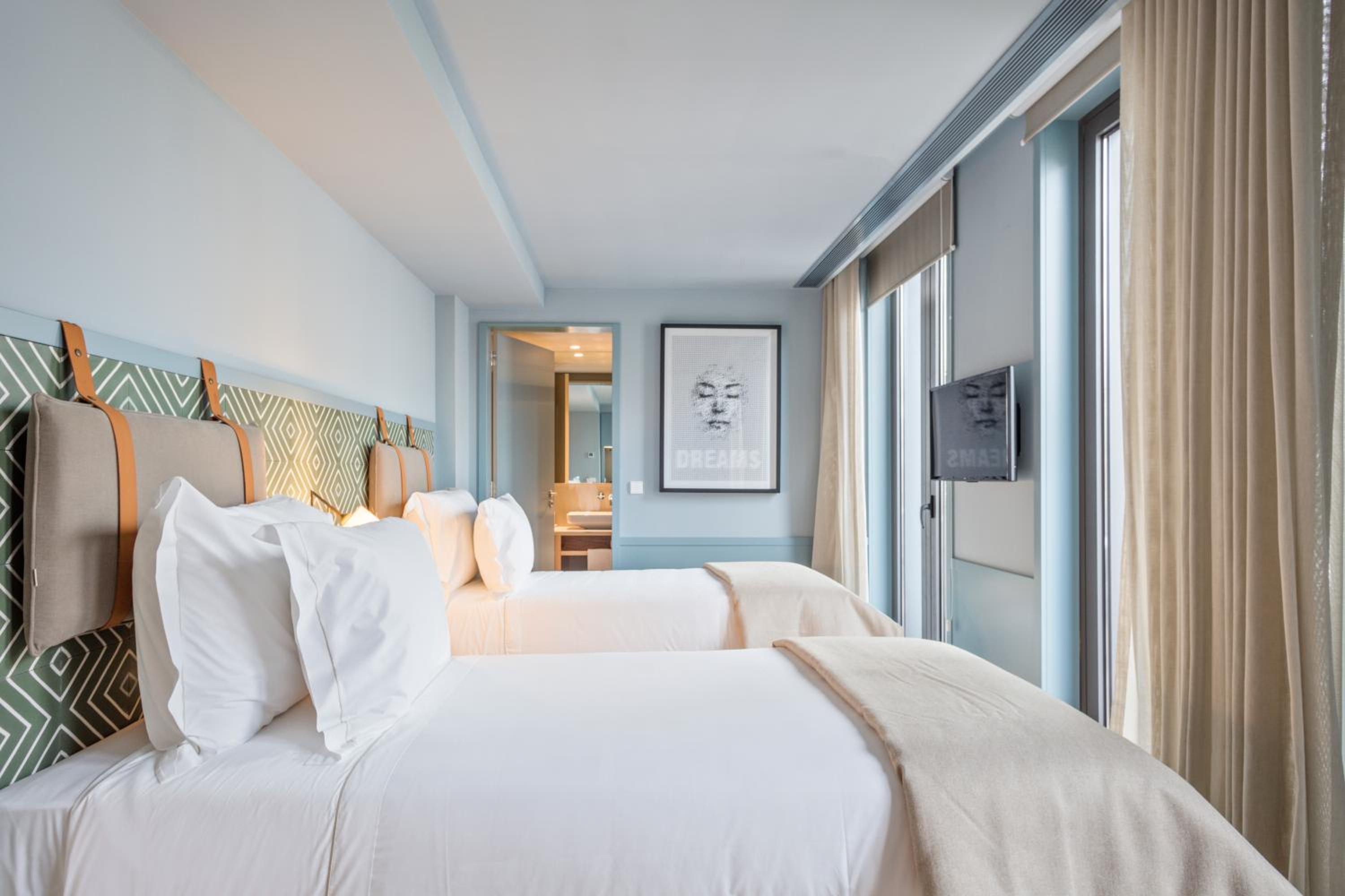 Deluxe Double Room with Terrace