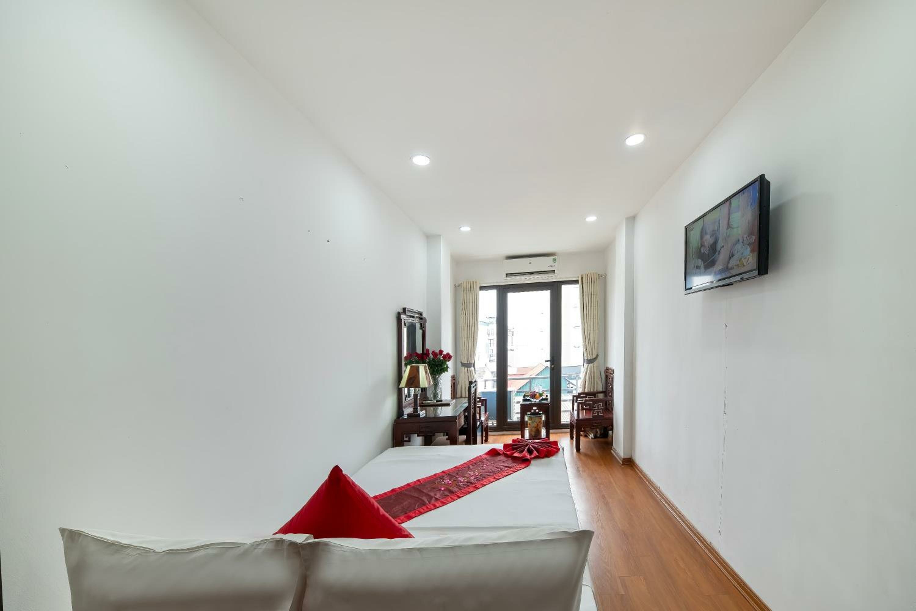 Deluxe Double Room with Balcony