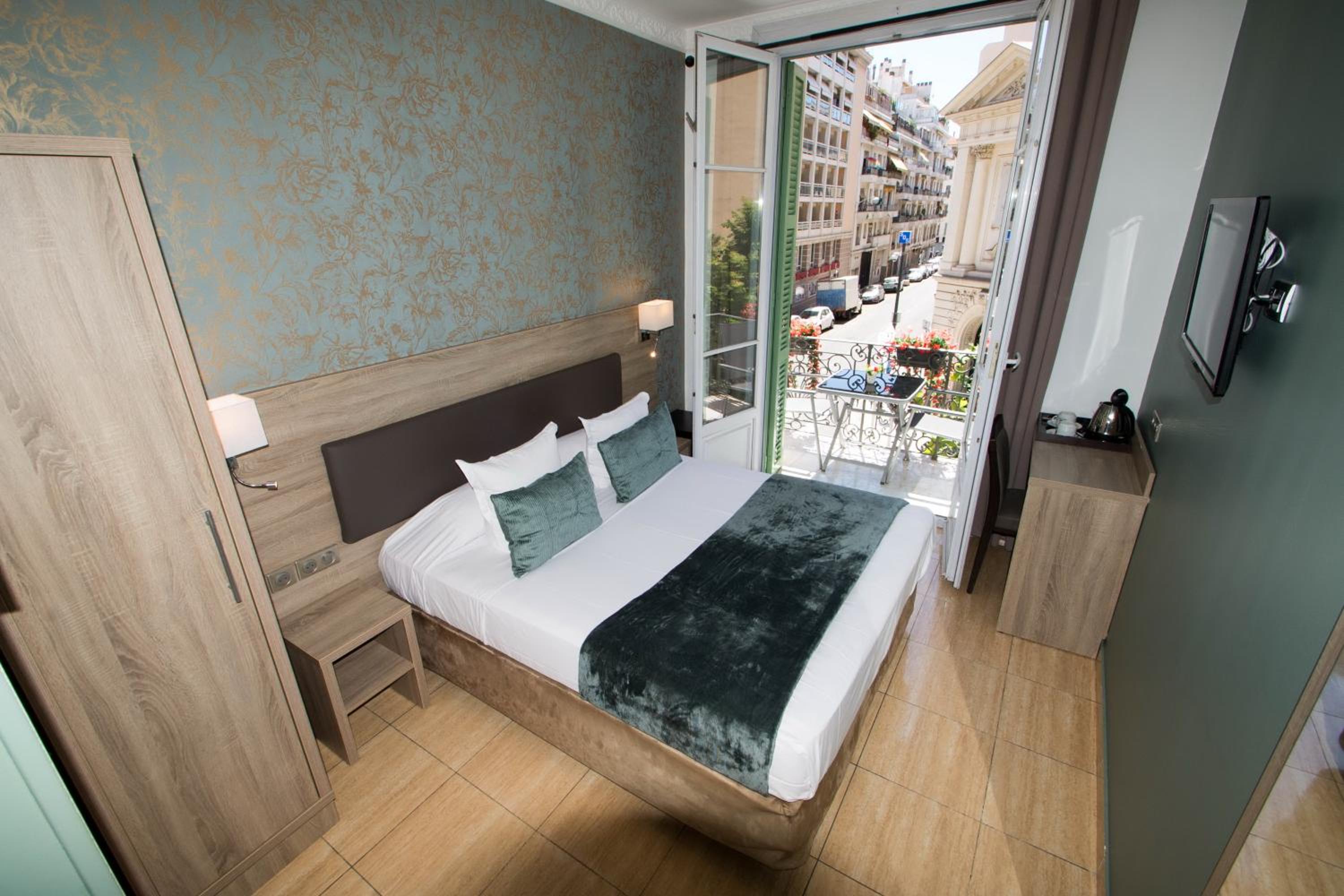 Superior Double Room with Terrace