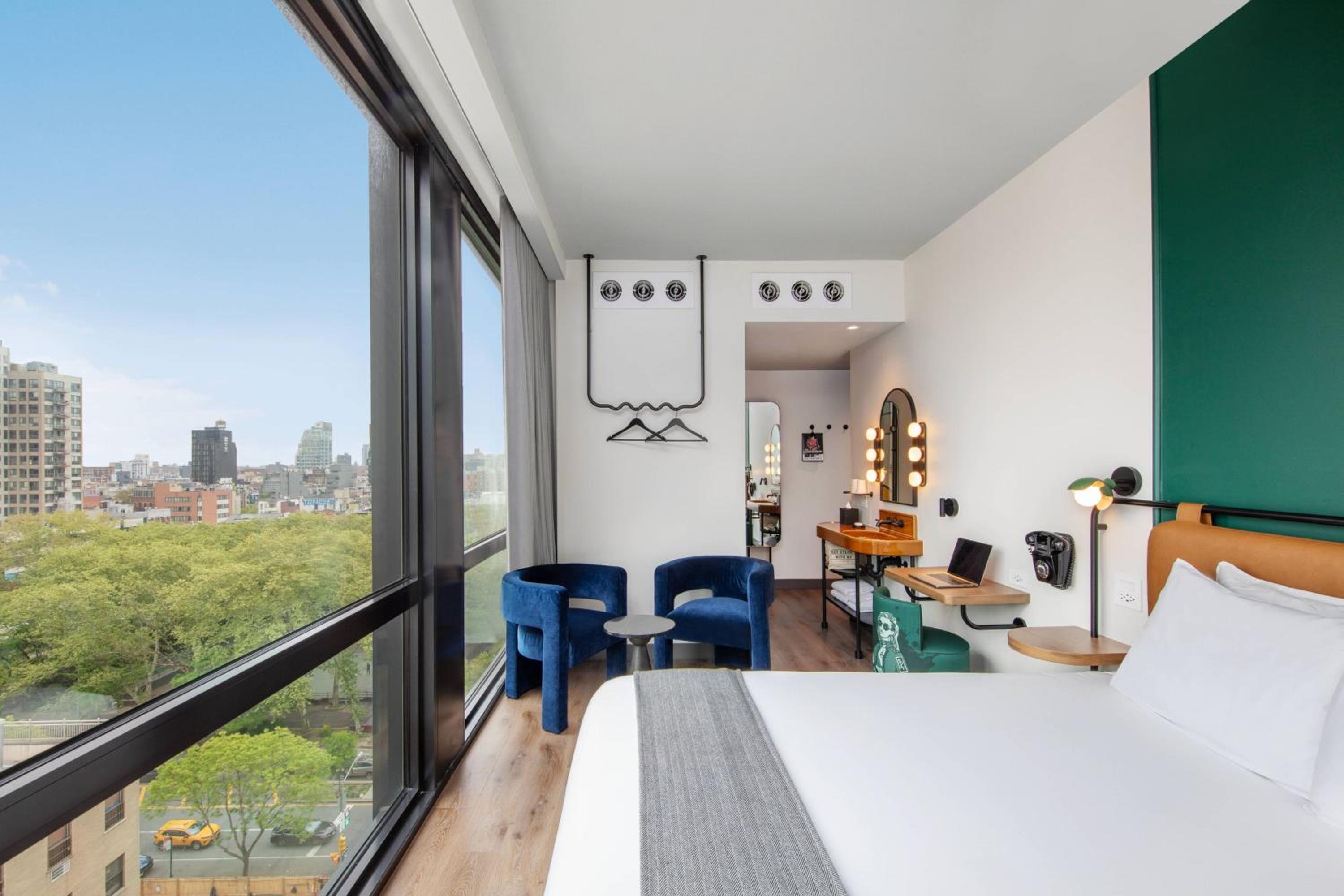 Executive King with City View