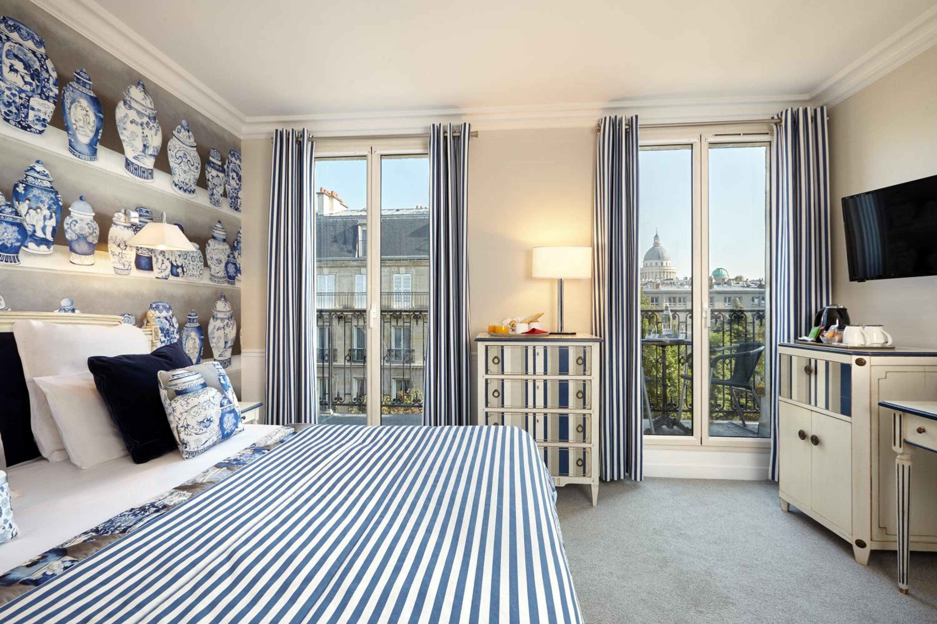 Deluxe Double Room with Balcony