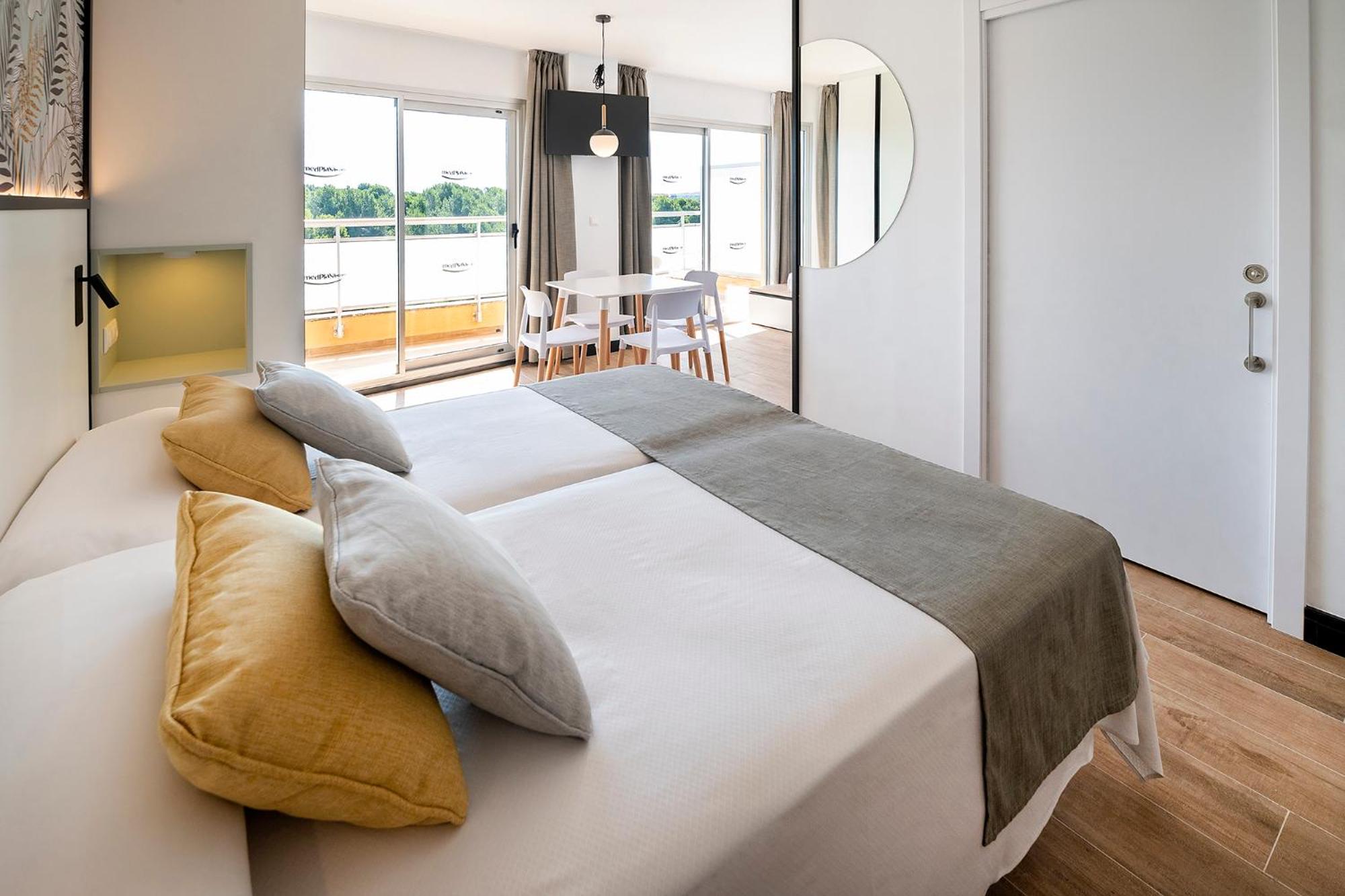 Superior Family Room