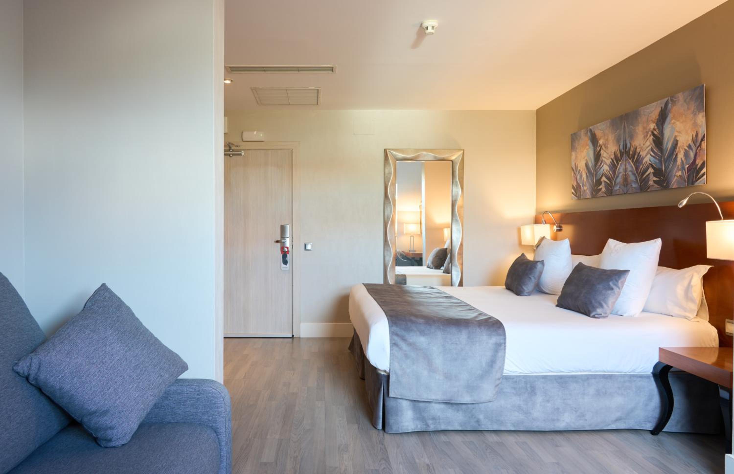 Double or Twin Room with Extra Bed