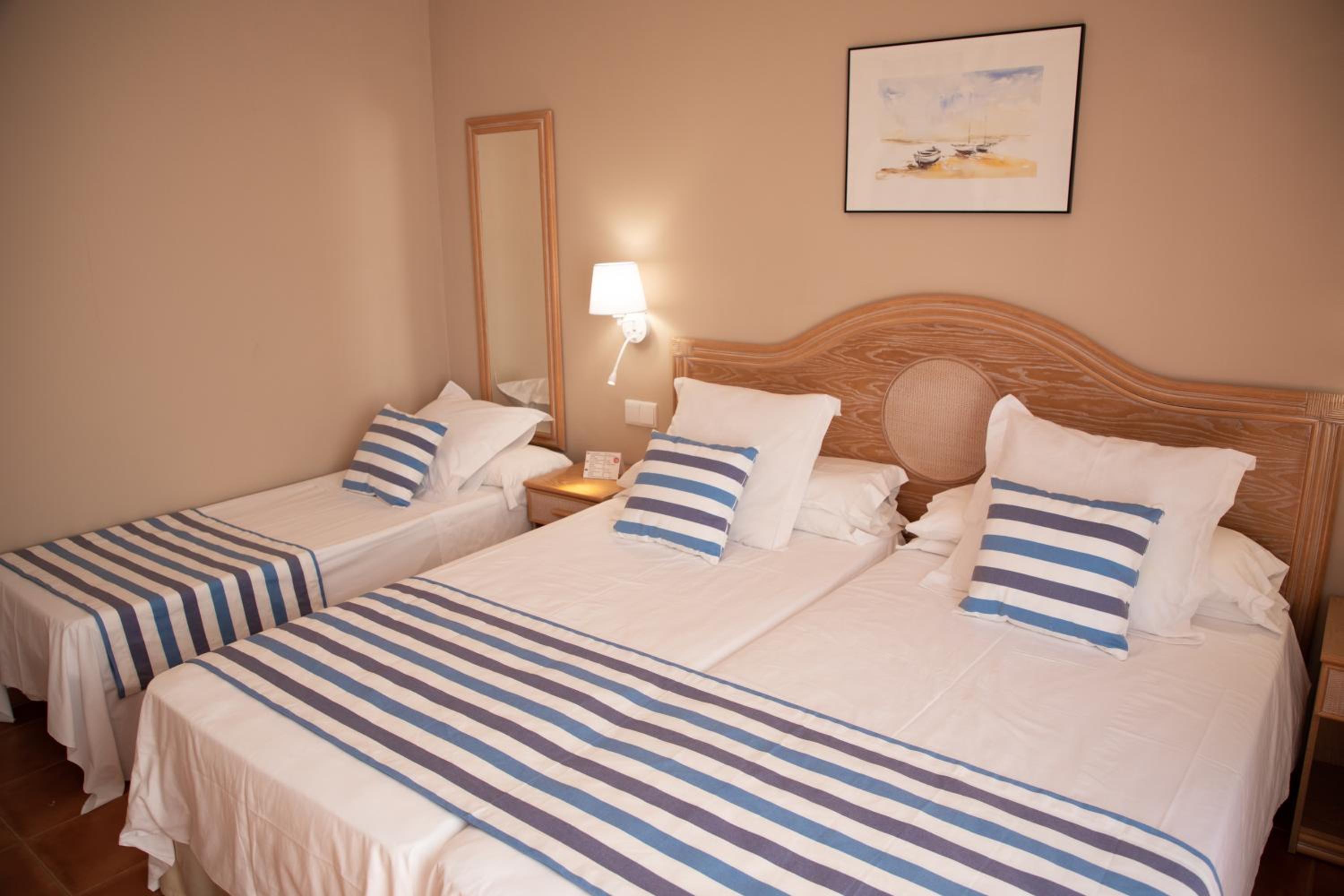 Triple Room (2 Adults + 1 Child)