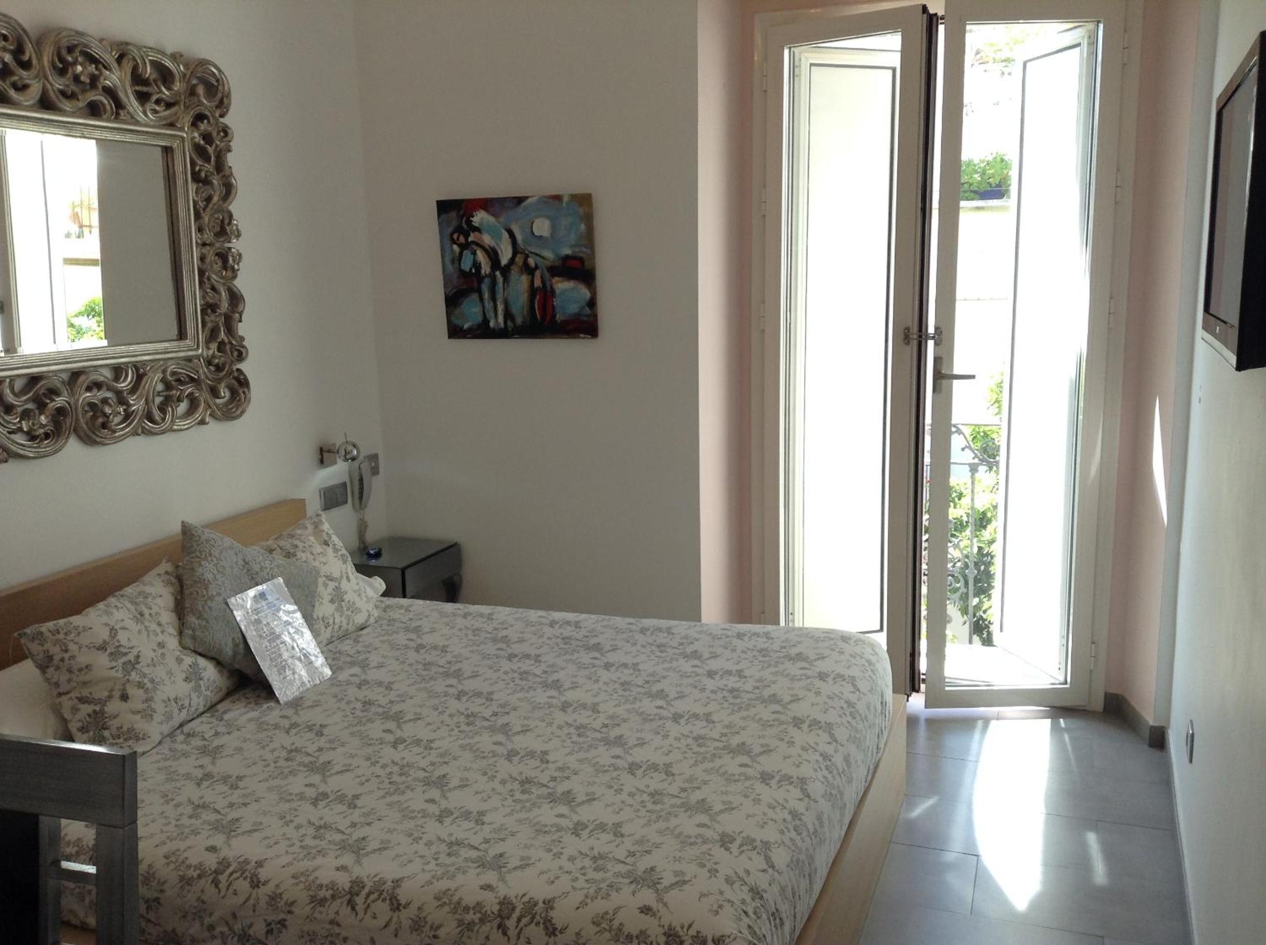 Double Room with Balcony and View