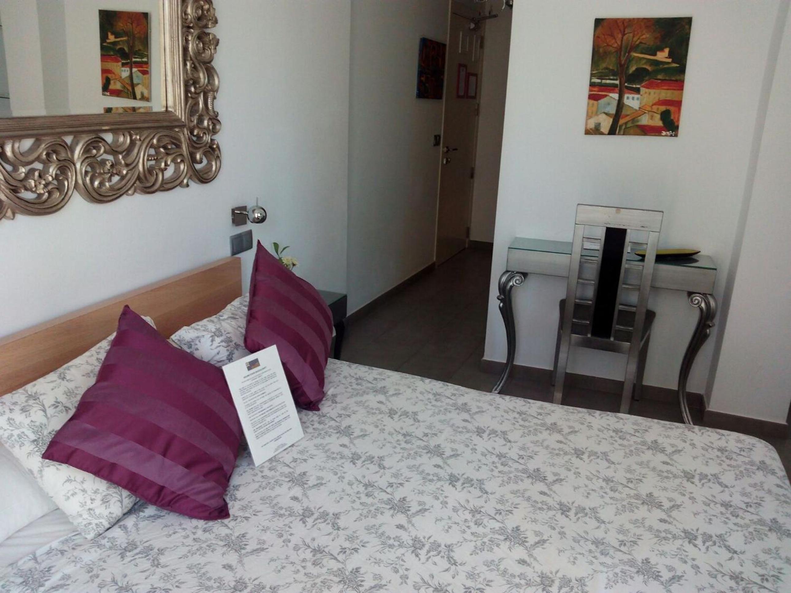 Double Room with Balcony and View