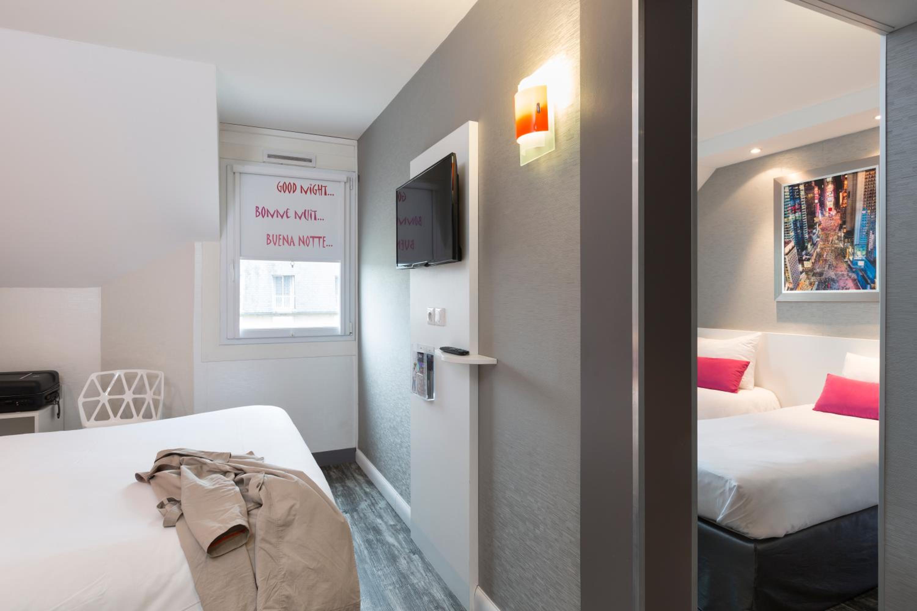 Standard Suite with One Double Bed and Two Single Beds