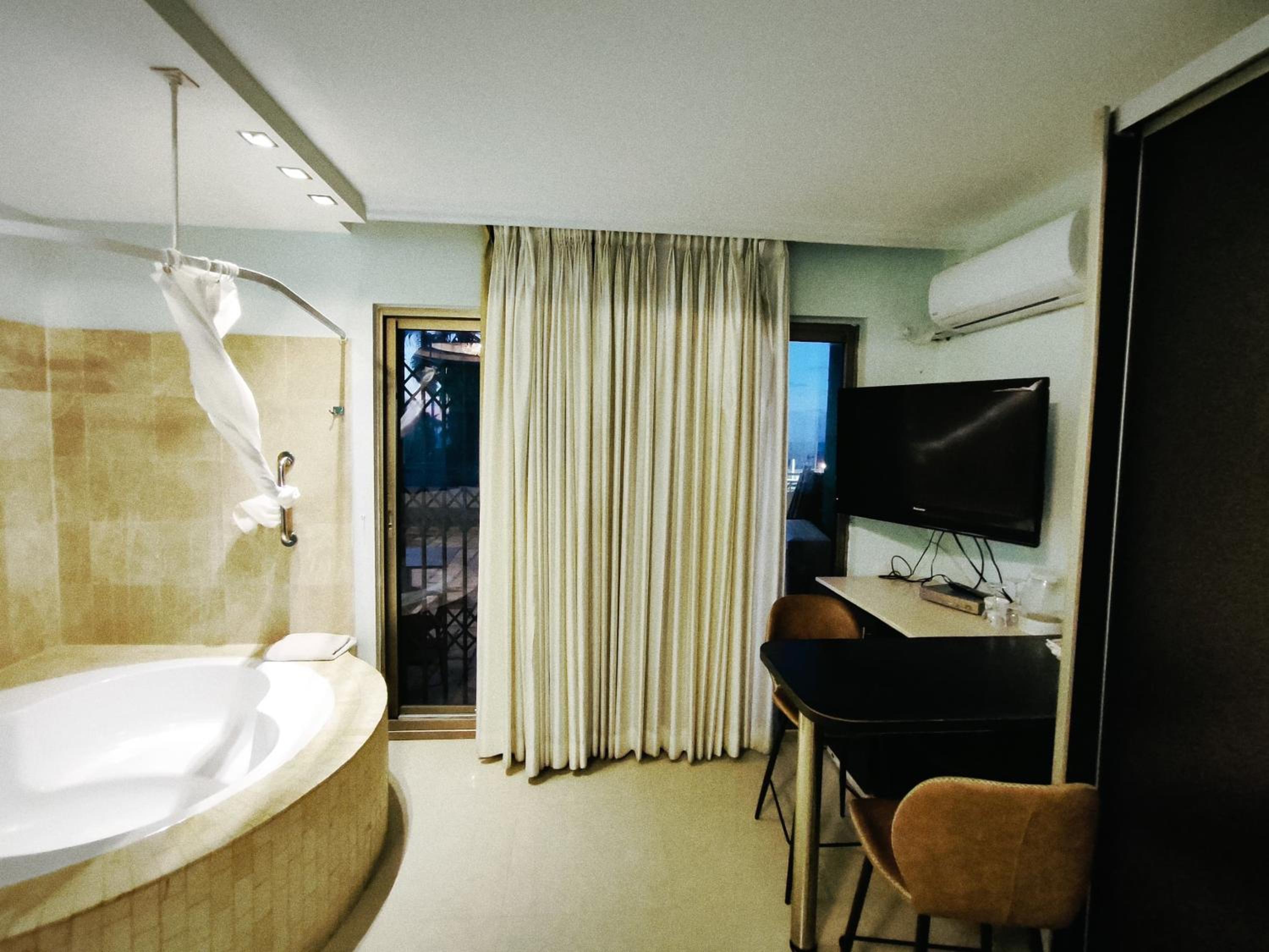 Studio with Sea View