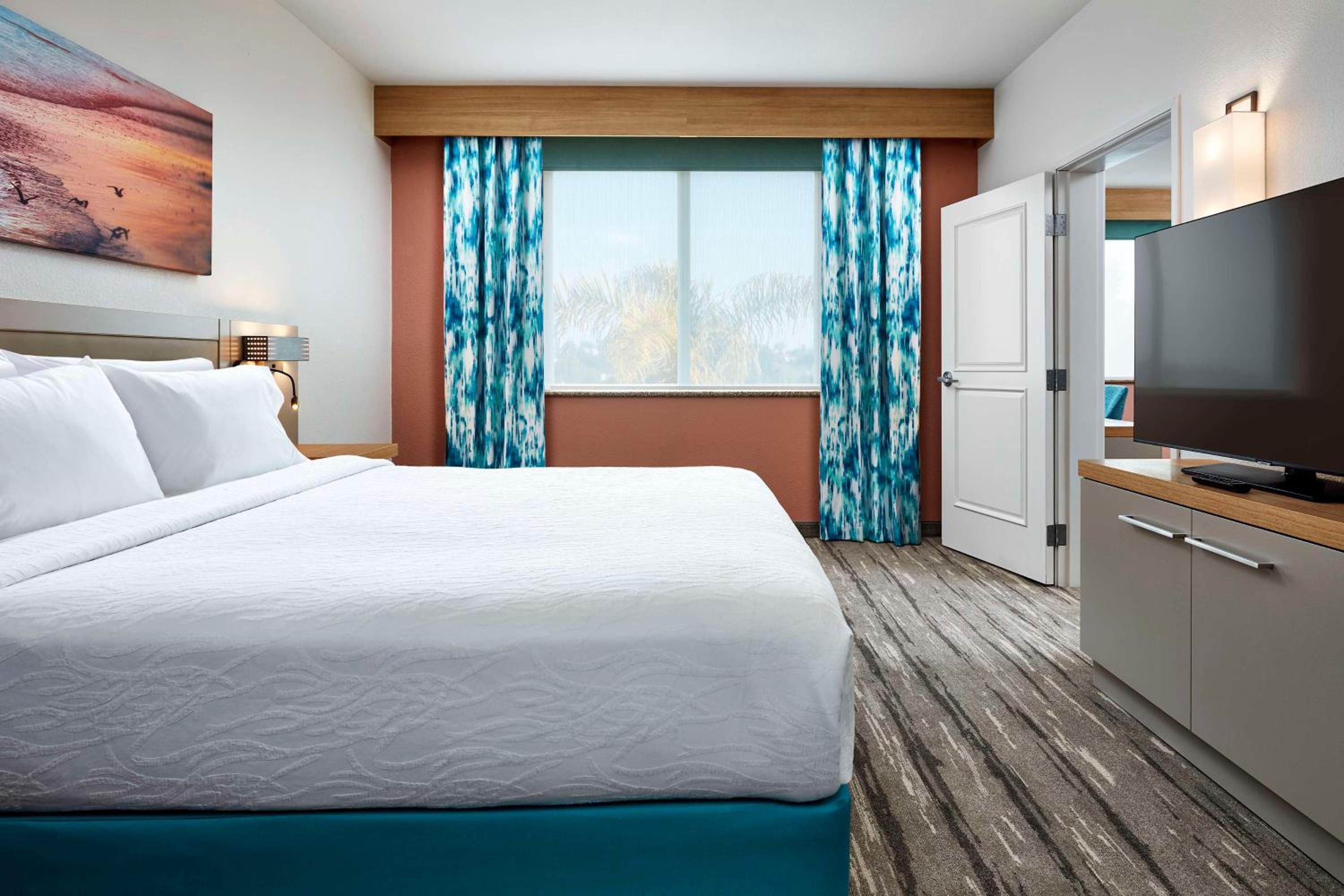 One-Bedroom King Suite