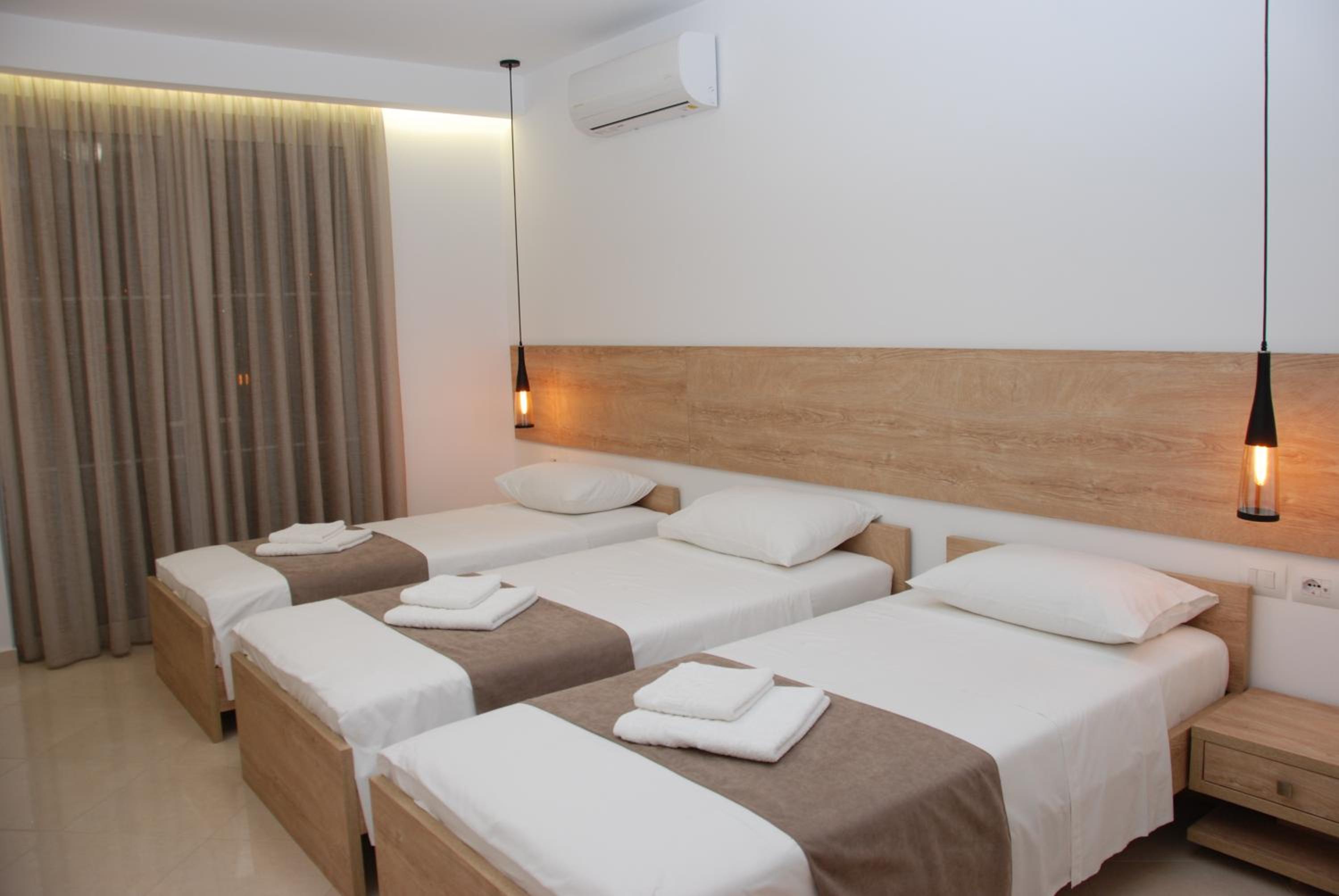 Triple Room with Sea View