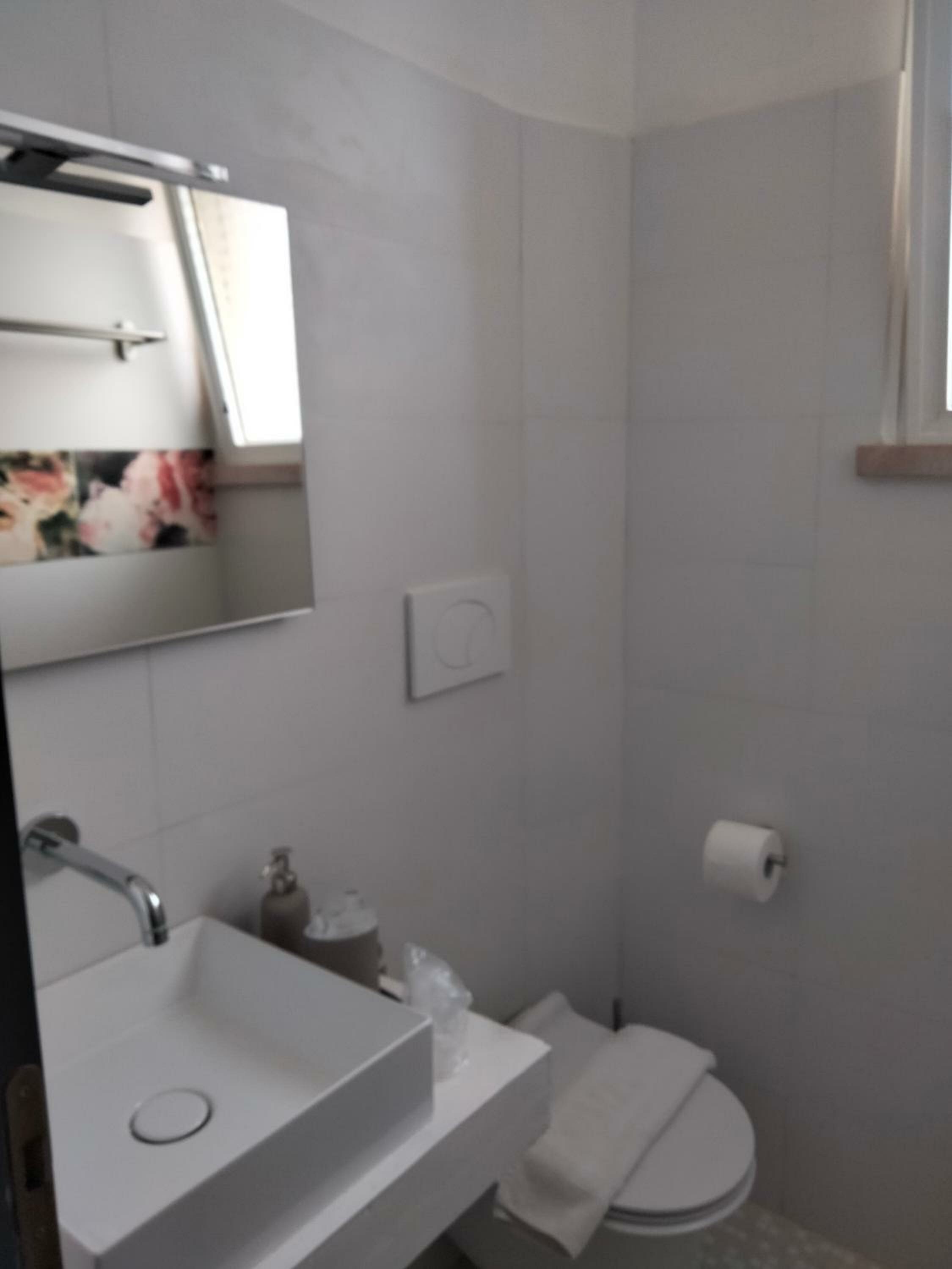 Economy Quadruple Room with Sea View