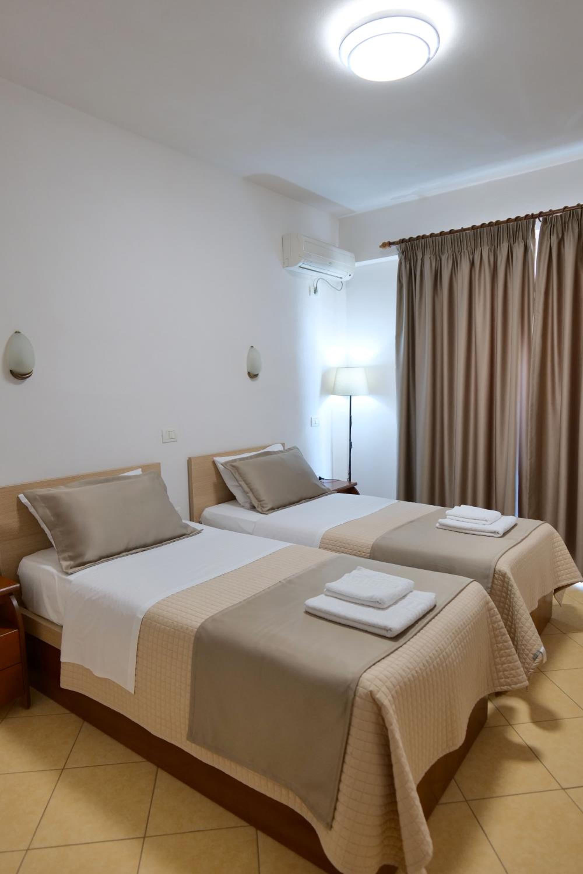 Twin Room with Sea View