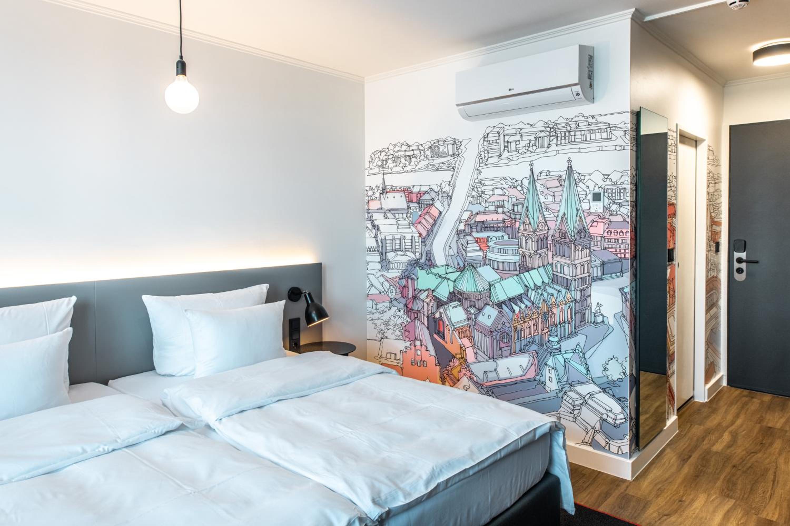 Penta Plus Room (Twin)