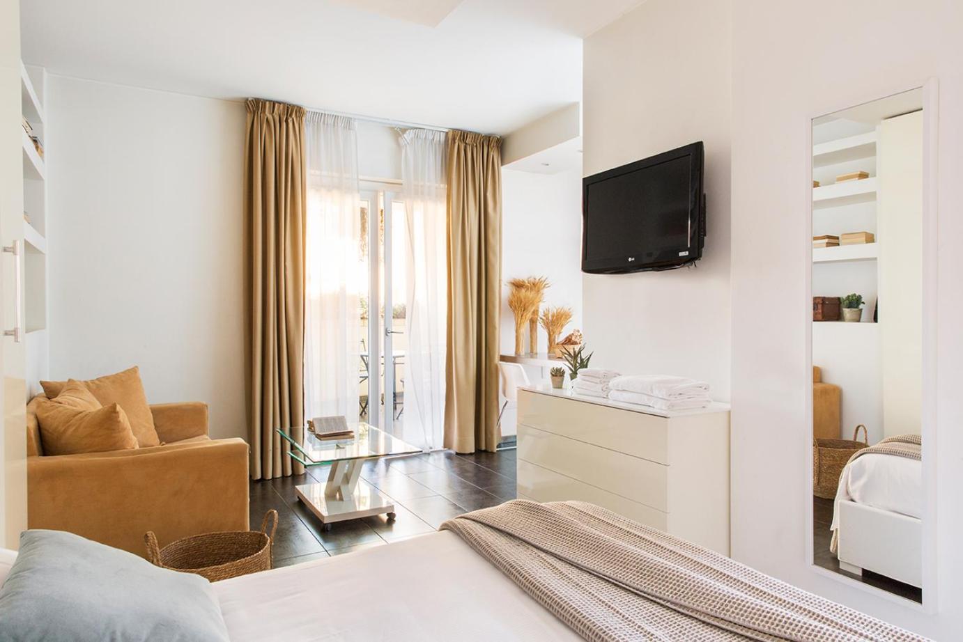 Executive Apartment with Terrace 