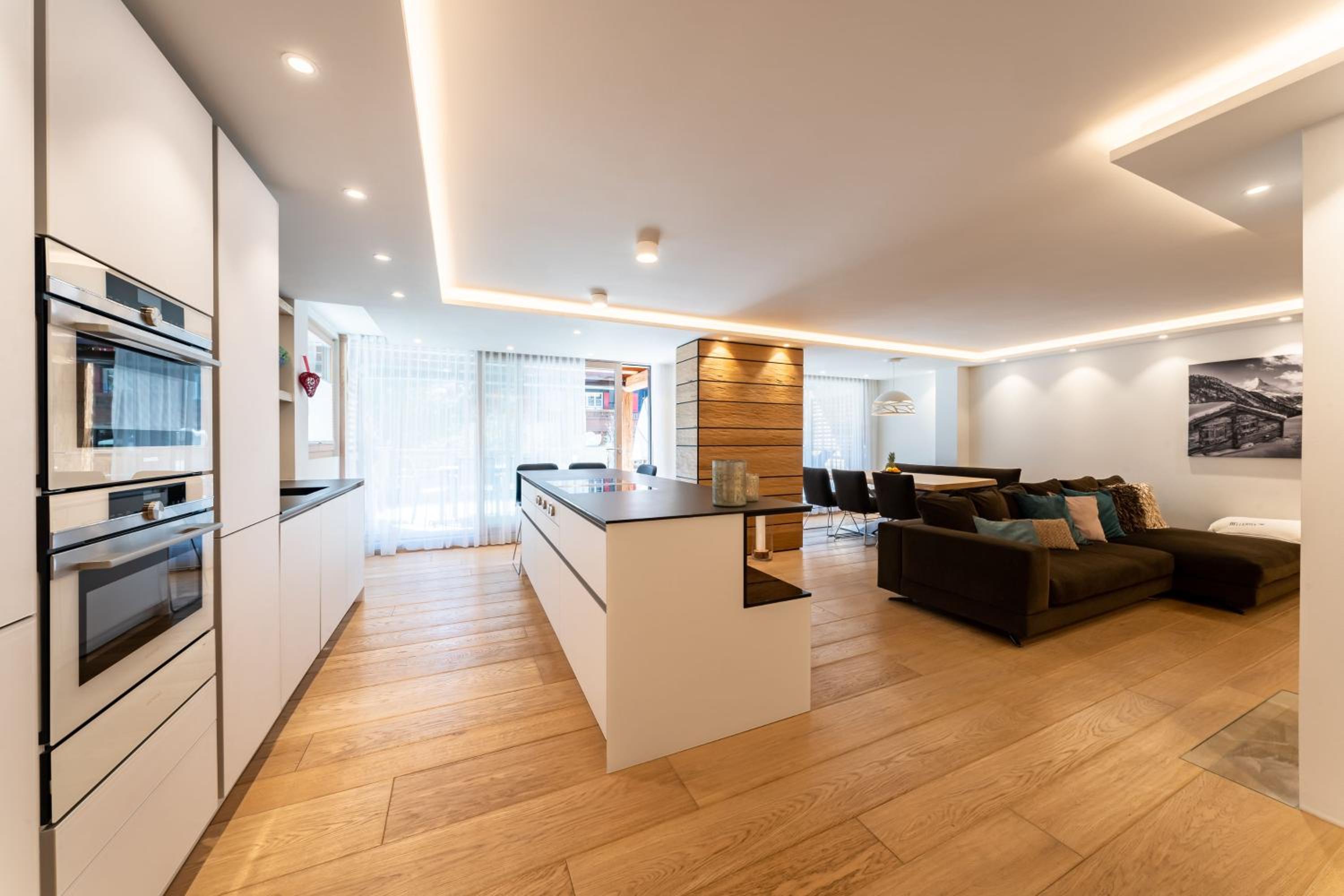 Deluxe Apartment