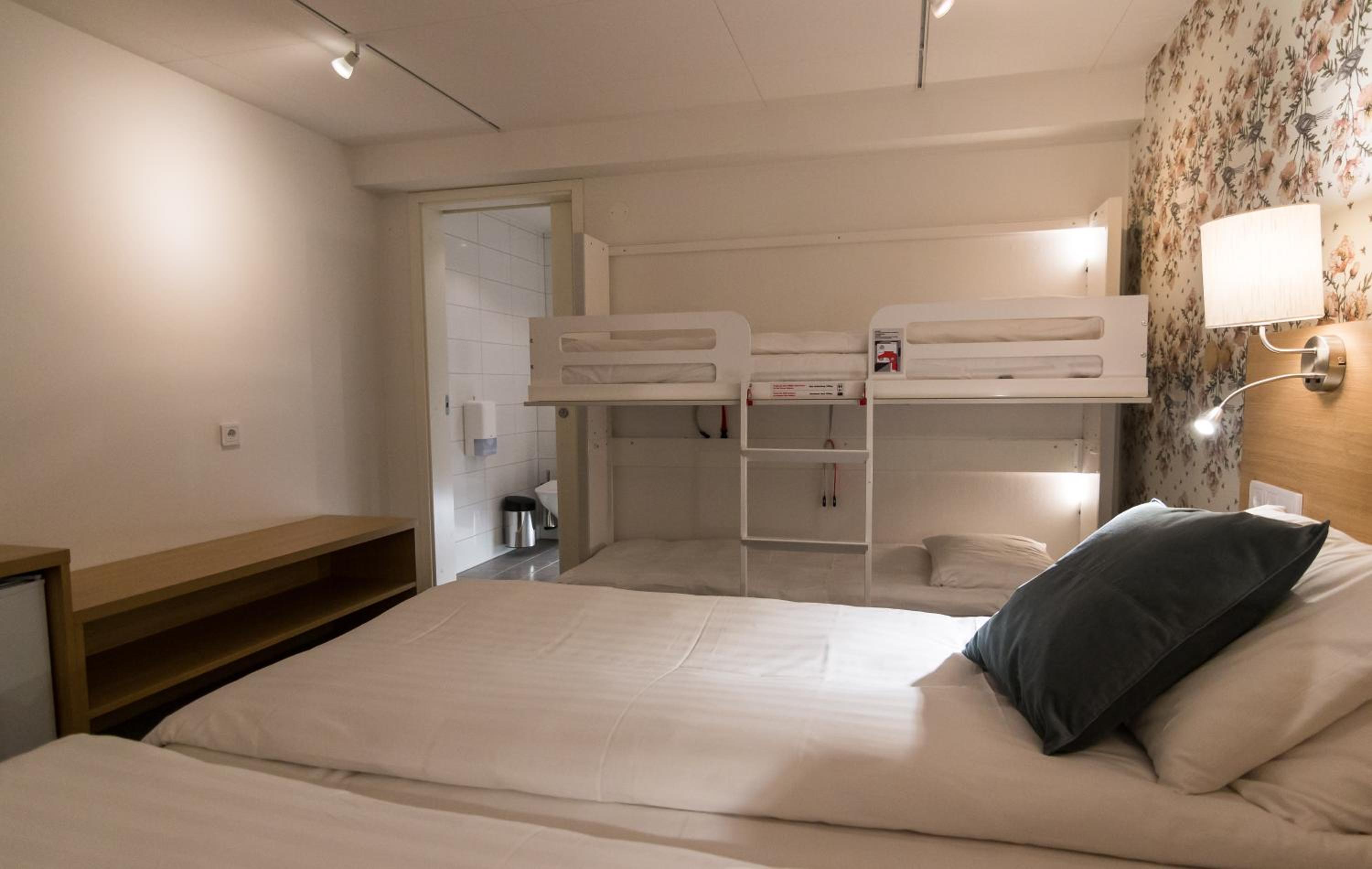 Quadruple Room -  No Window