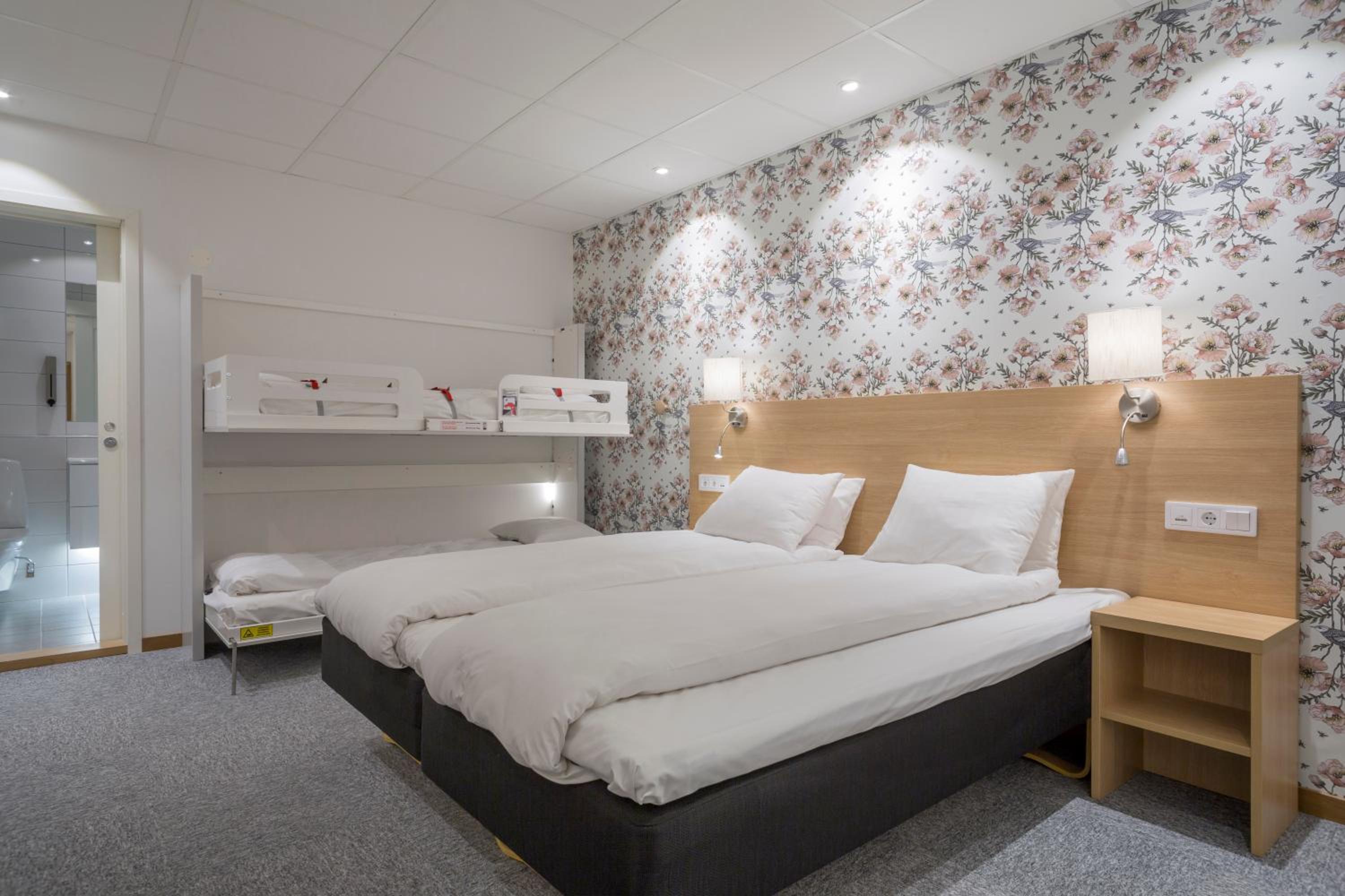 Quadruple Room -  No Window