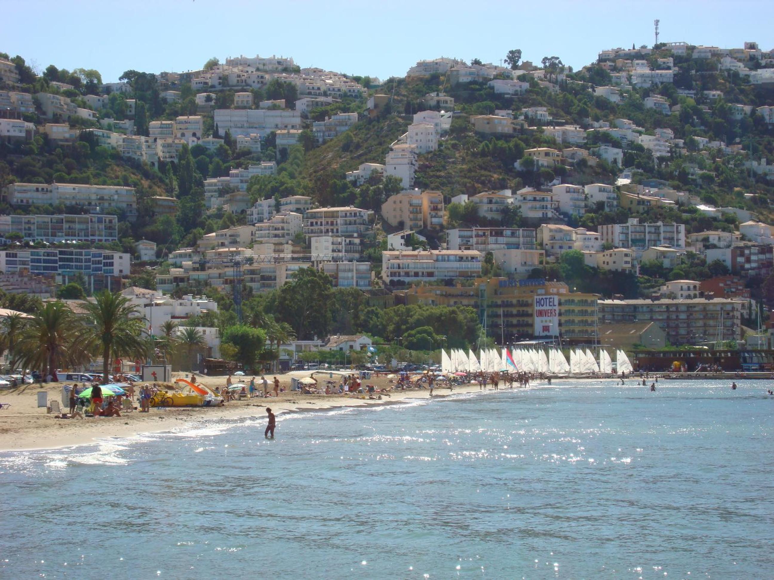 Double or Twin Room with Sea View