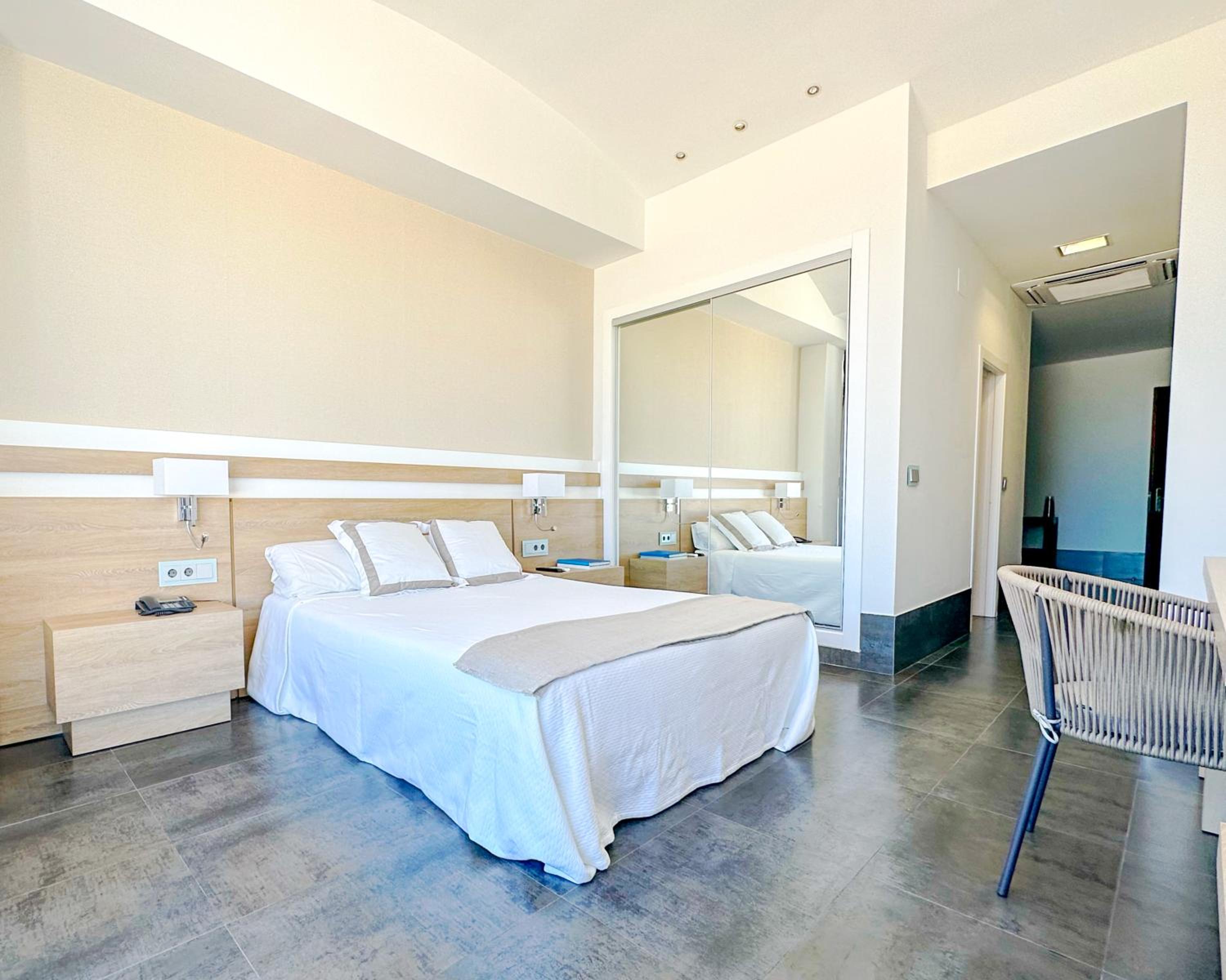 Junior Suite with Sea Views