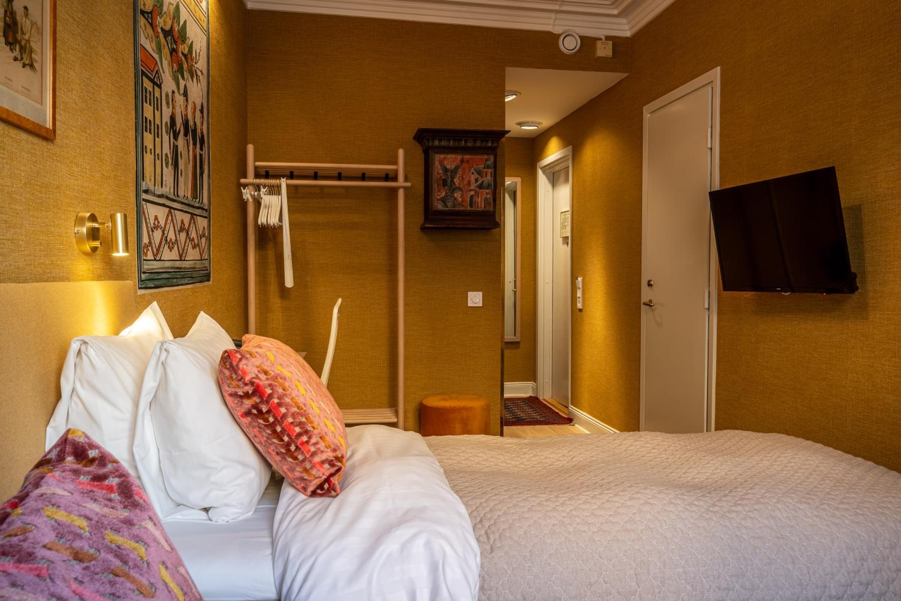 Budget Twin Room