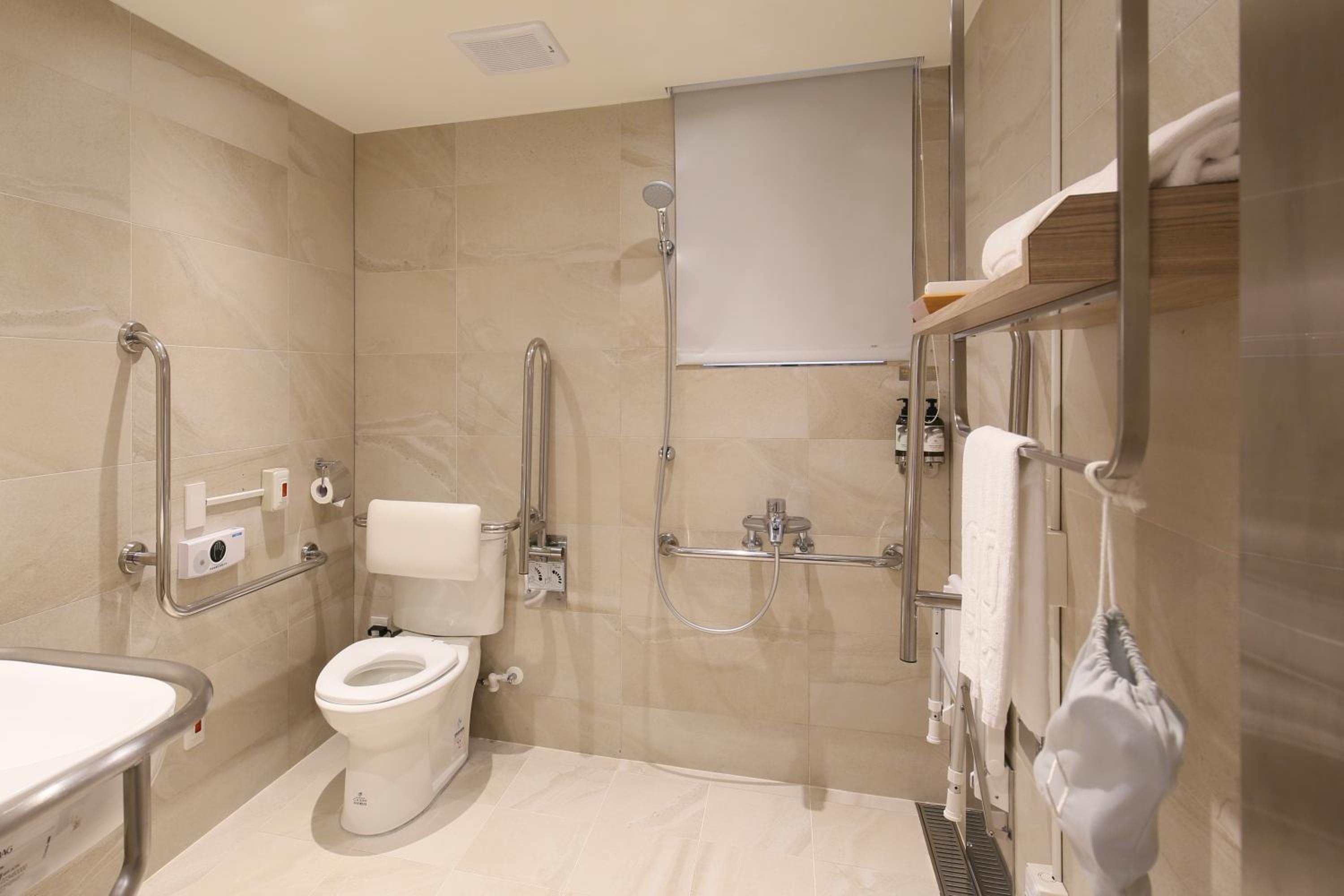 Economy Double Room - no window