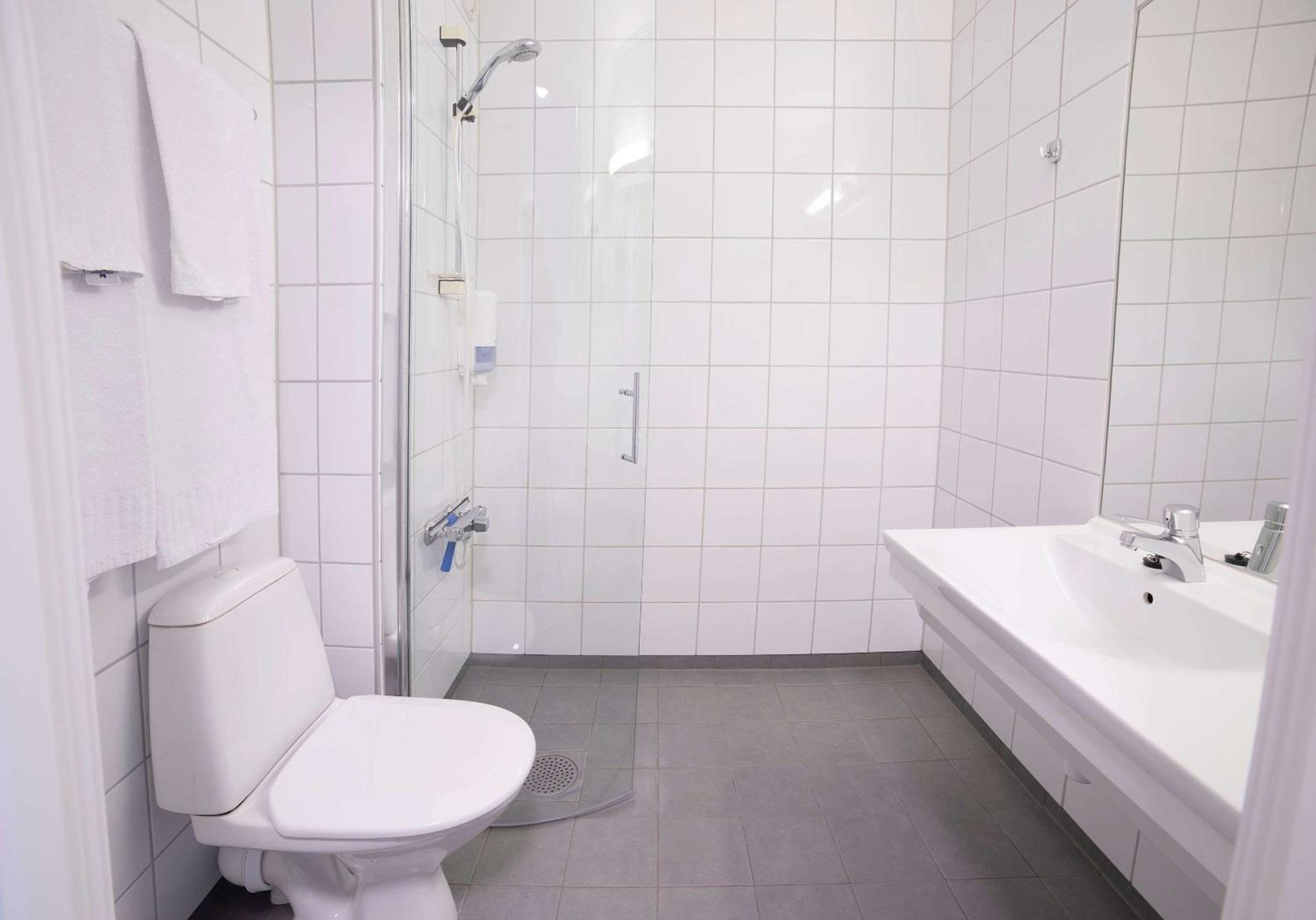 Triple Room with Three Single Beds