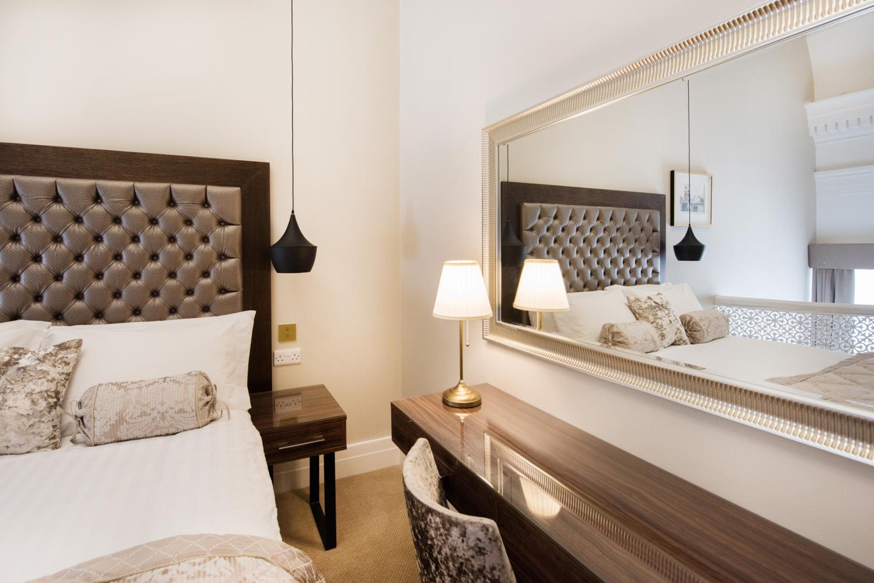 Lansbury Club Room