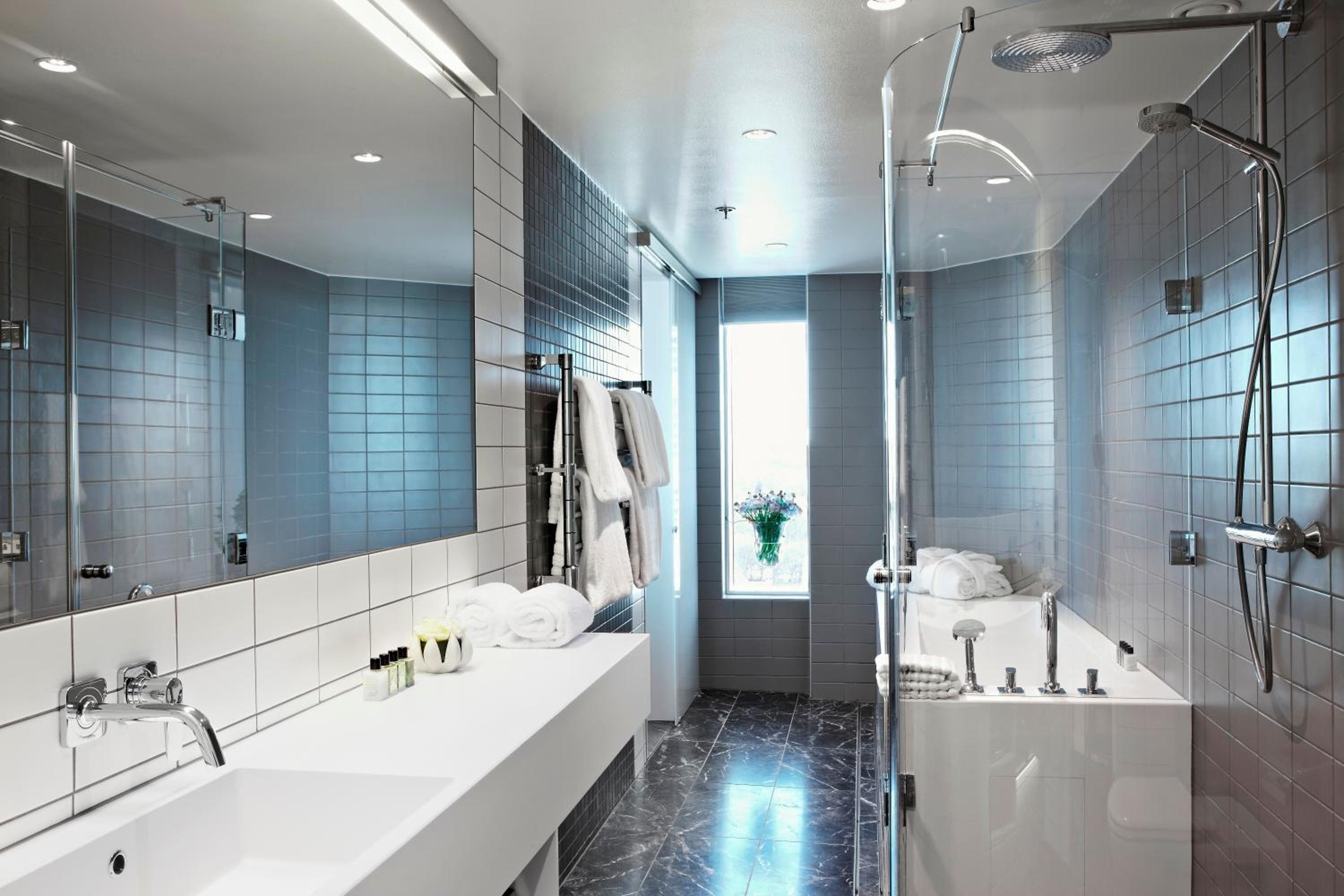 Deluxe Double Room Upper House - Spa Access