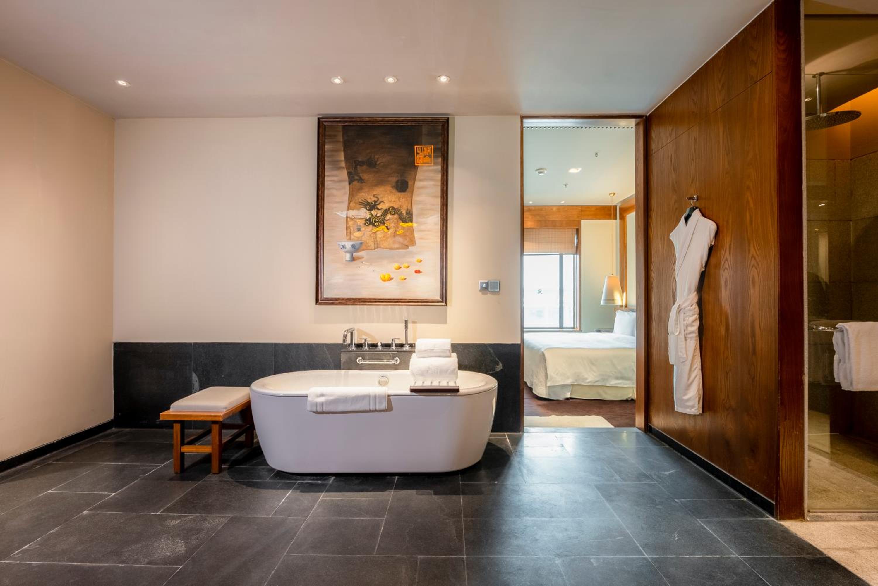 Shigatse Suite, 1 Bedroom Suite, 1 King