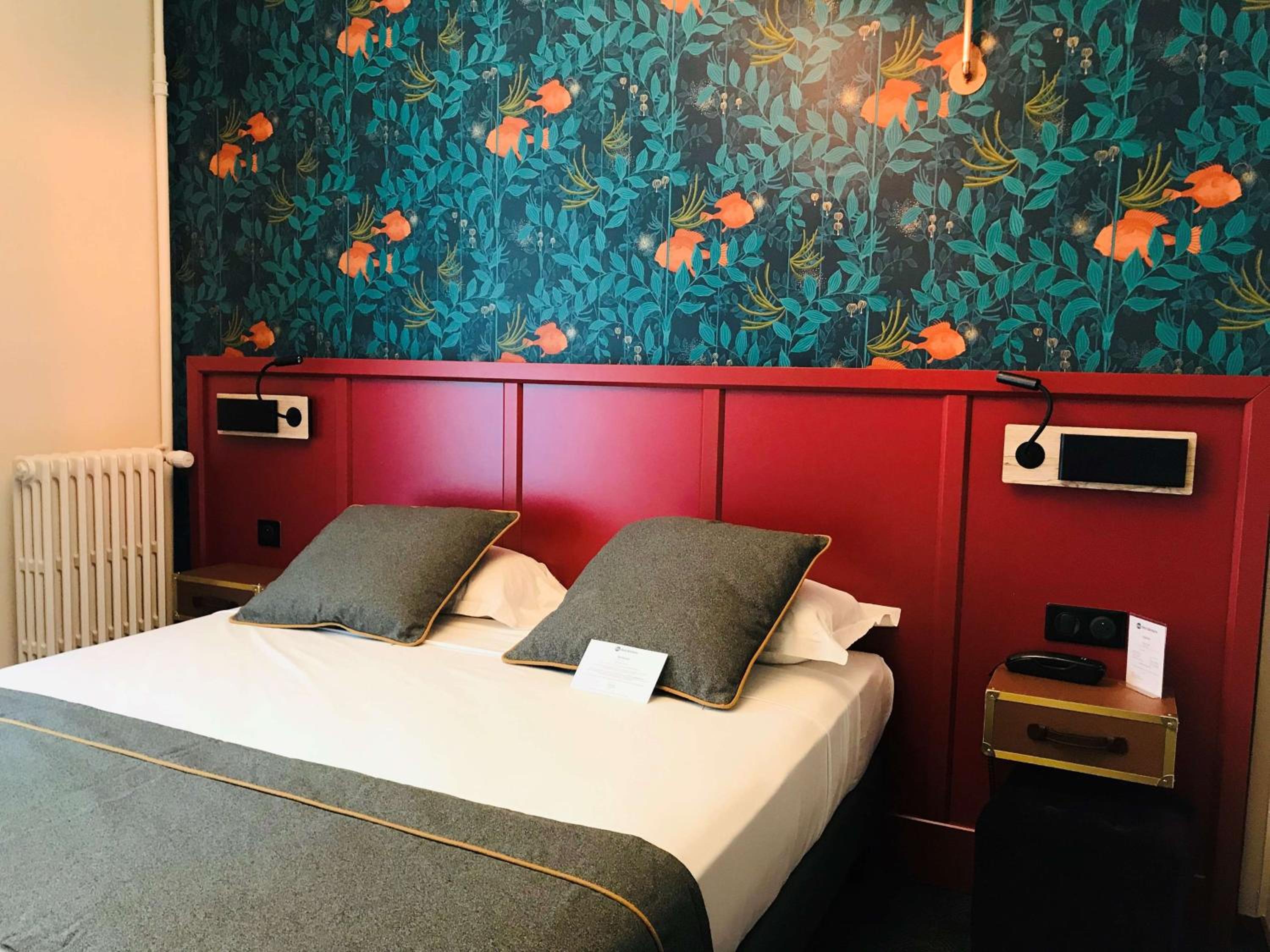 Comfort Queen Room with Air Condition