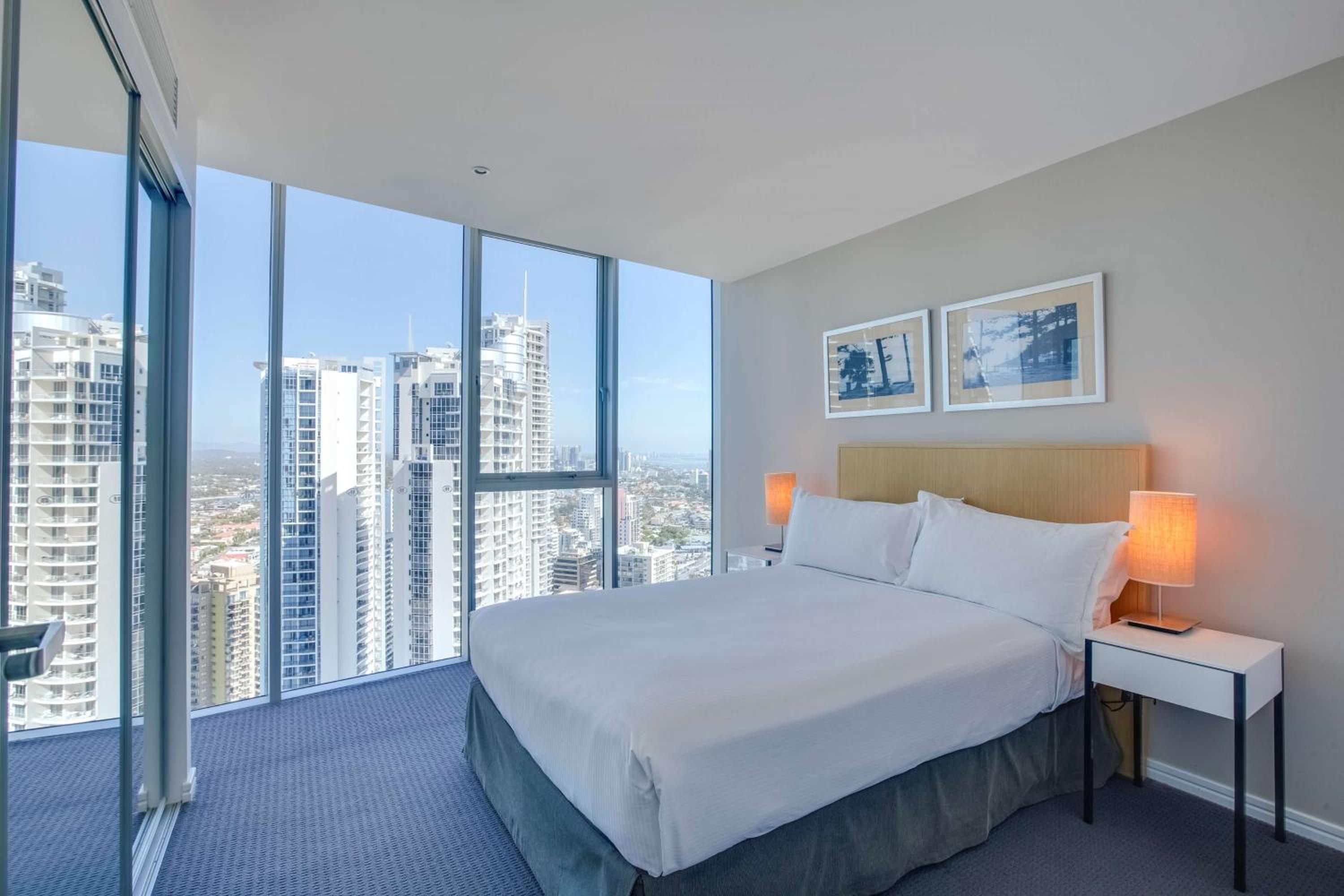 One-Bedroom Residence Room with City View