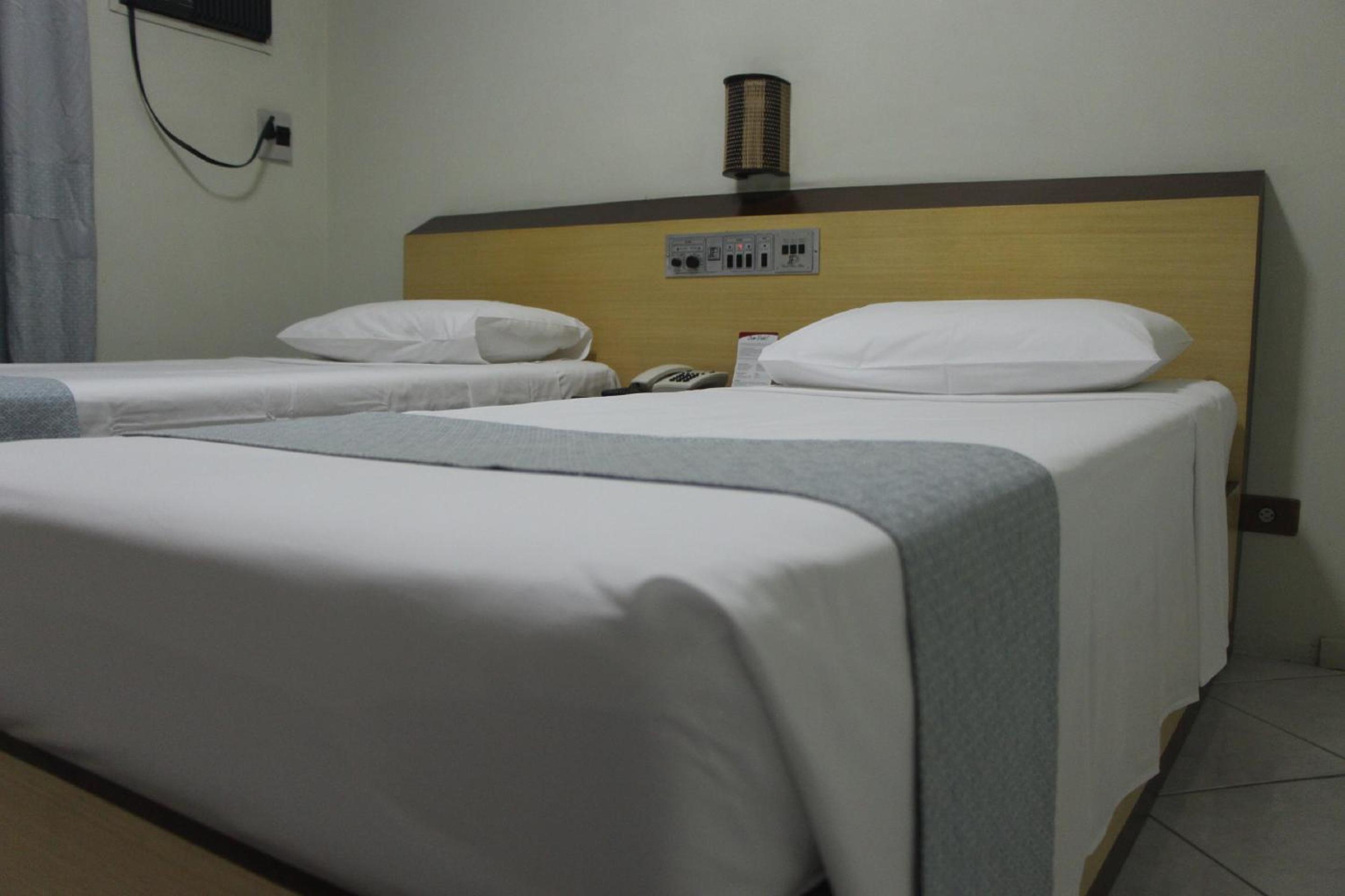 Quarto Standard com 2 Camas de Solteiro