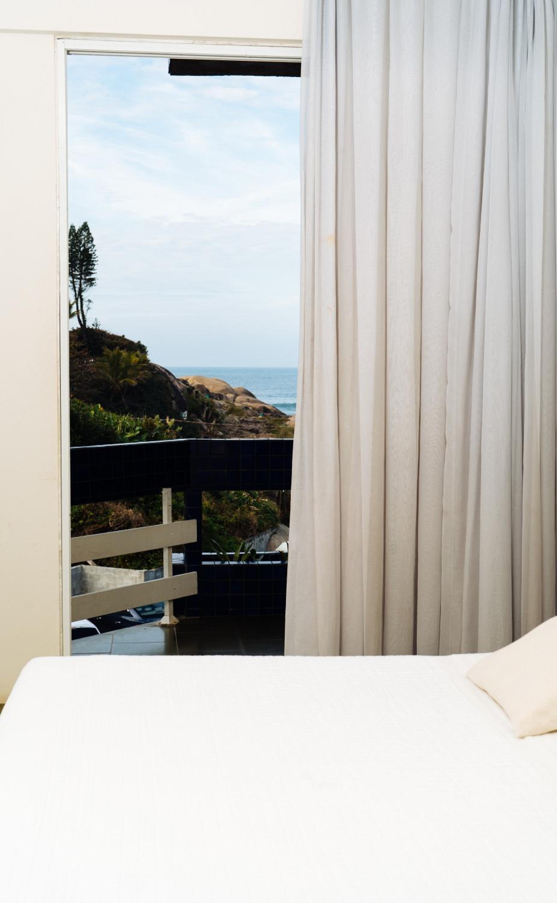 Deluxe Suite with Sea View