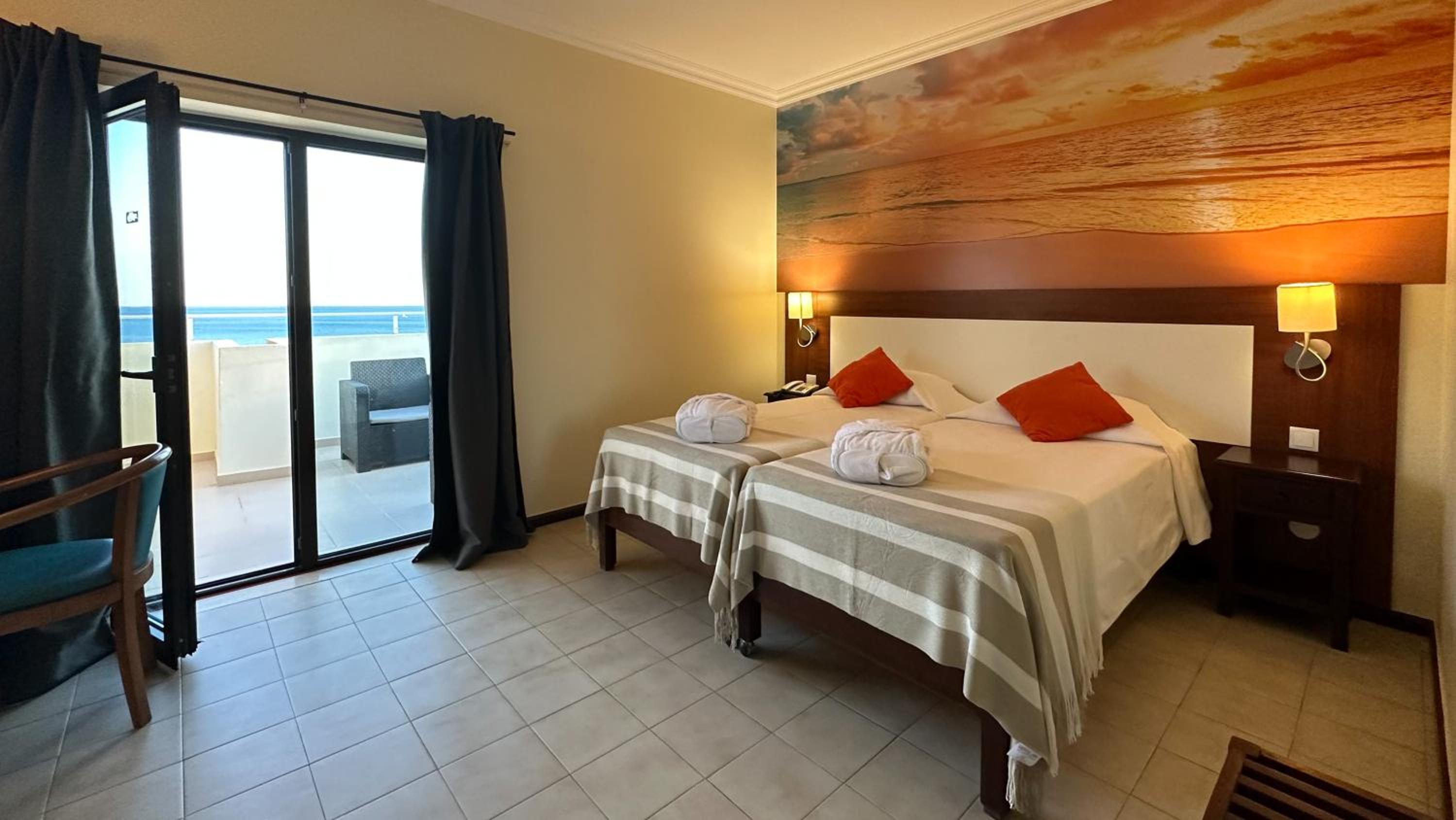 Twin Room with Sea View